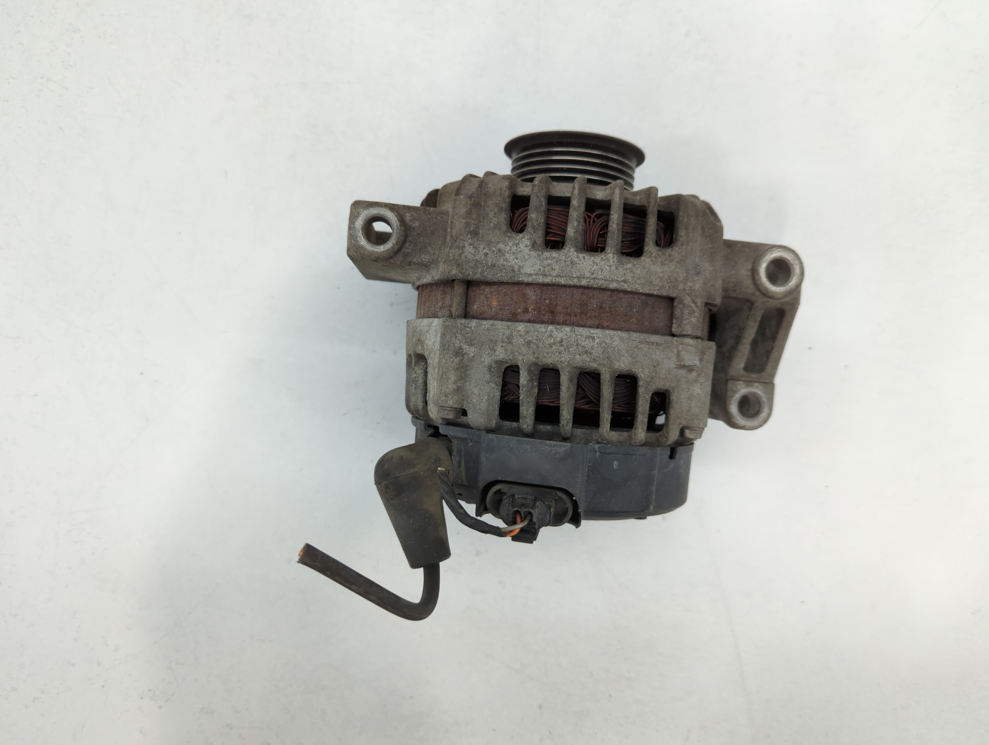 Picture of Dodge Caravan Alternator Generator Charging Assembly Engine Oem 781039