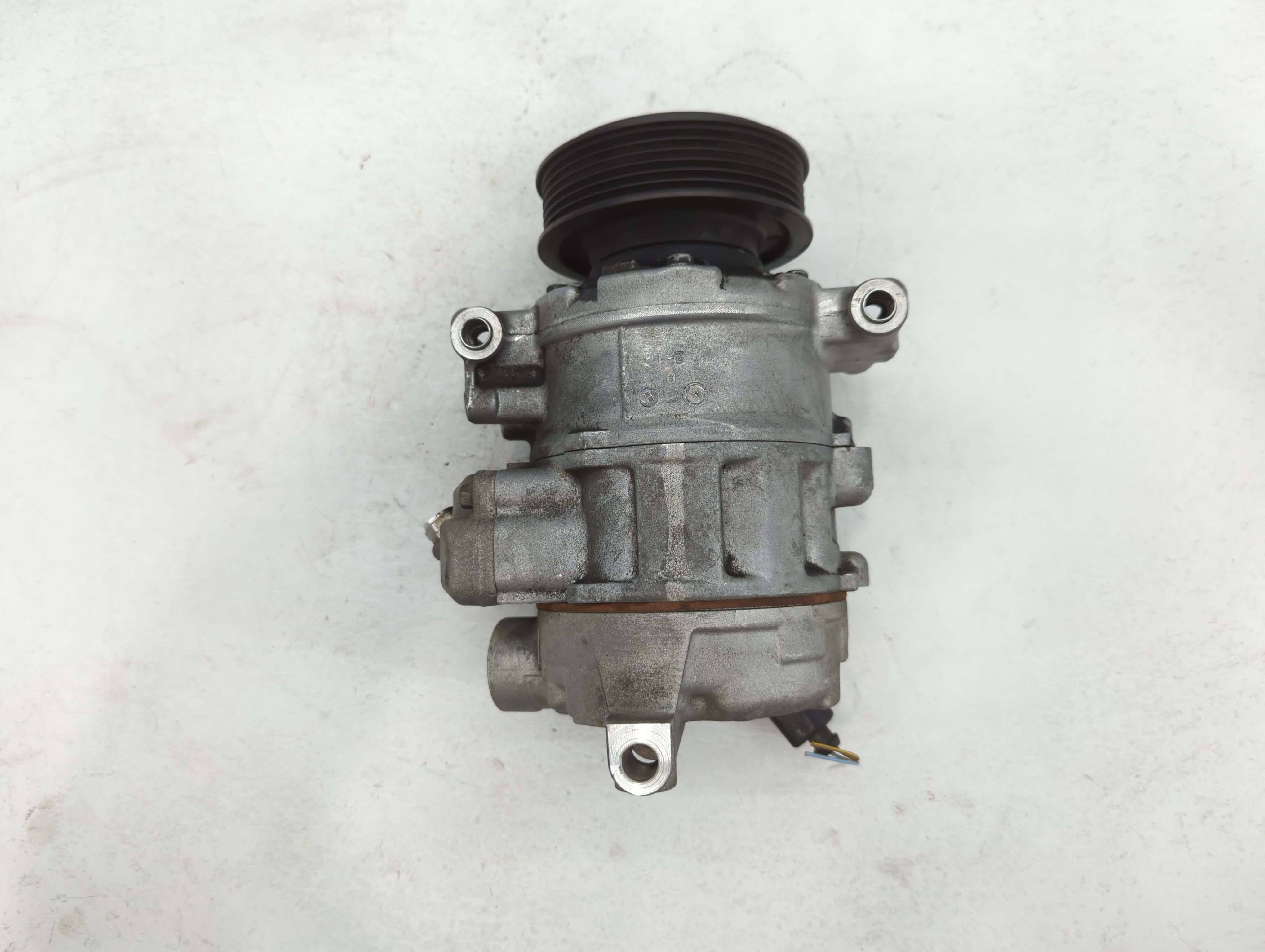 Picture of 2010-2012 Audi Q5 Air Conditioning A/c Ac Compressor Oem 781115