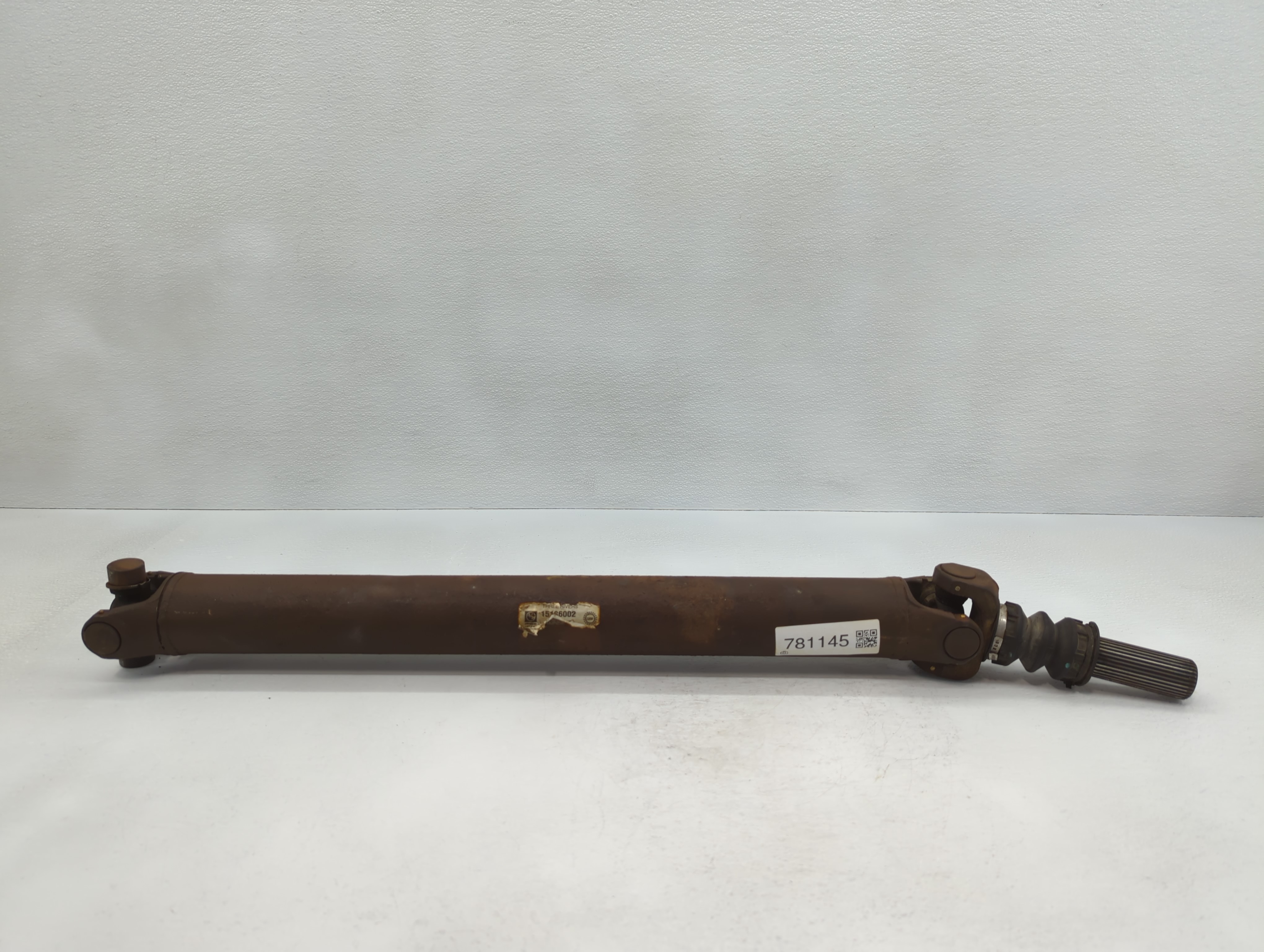 2000-2006 Chevrolet Suburban 1500 Front Driveshaft Oem 781145 - Oemusedautoparts1.com