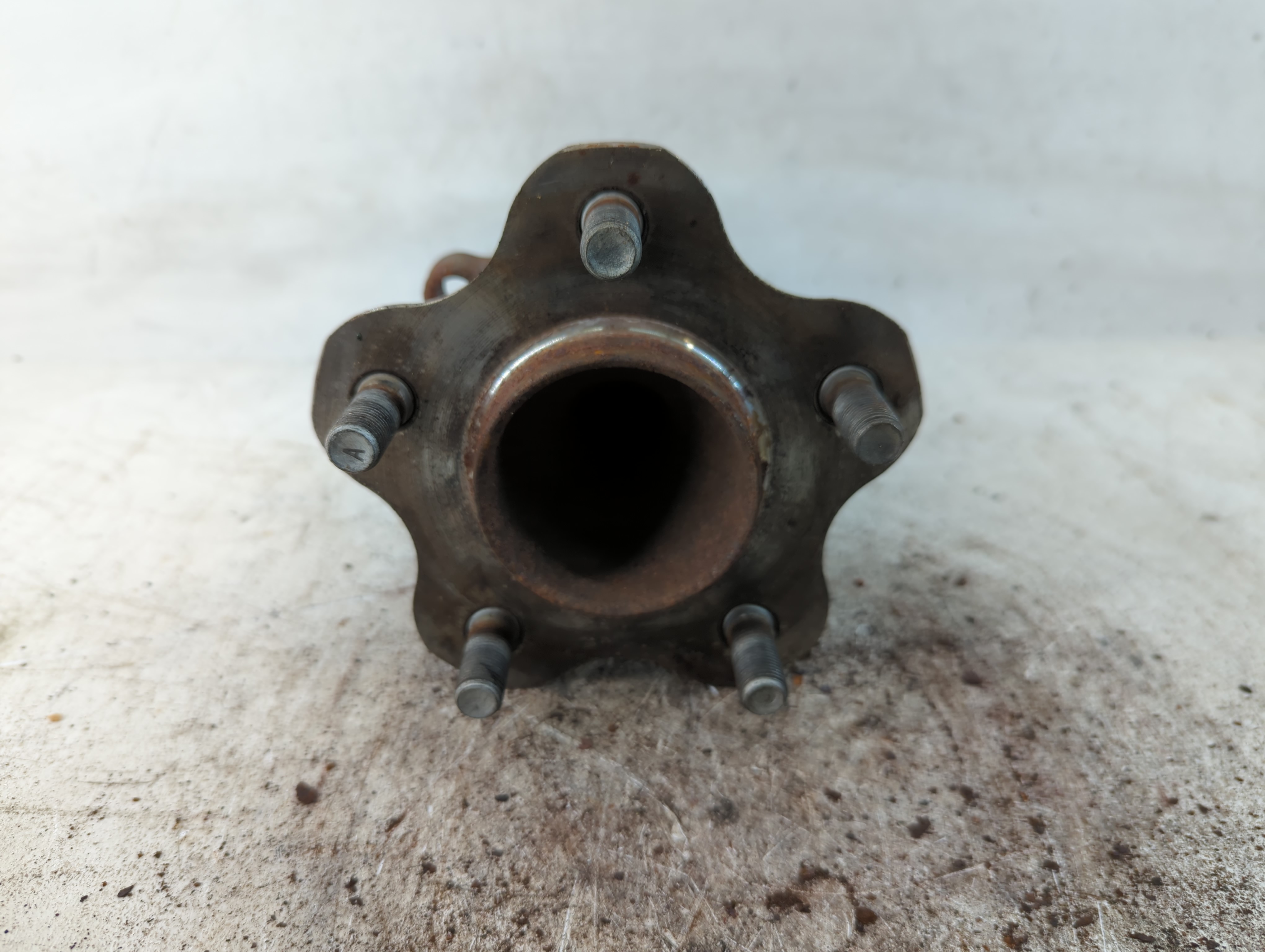 Picture of 2013-2018 Nissan Altima Driver Front Wheel Hub Oem 781151