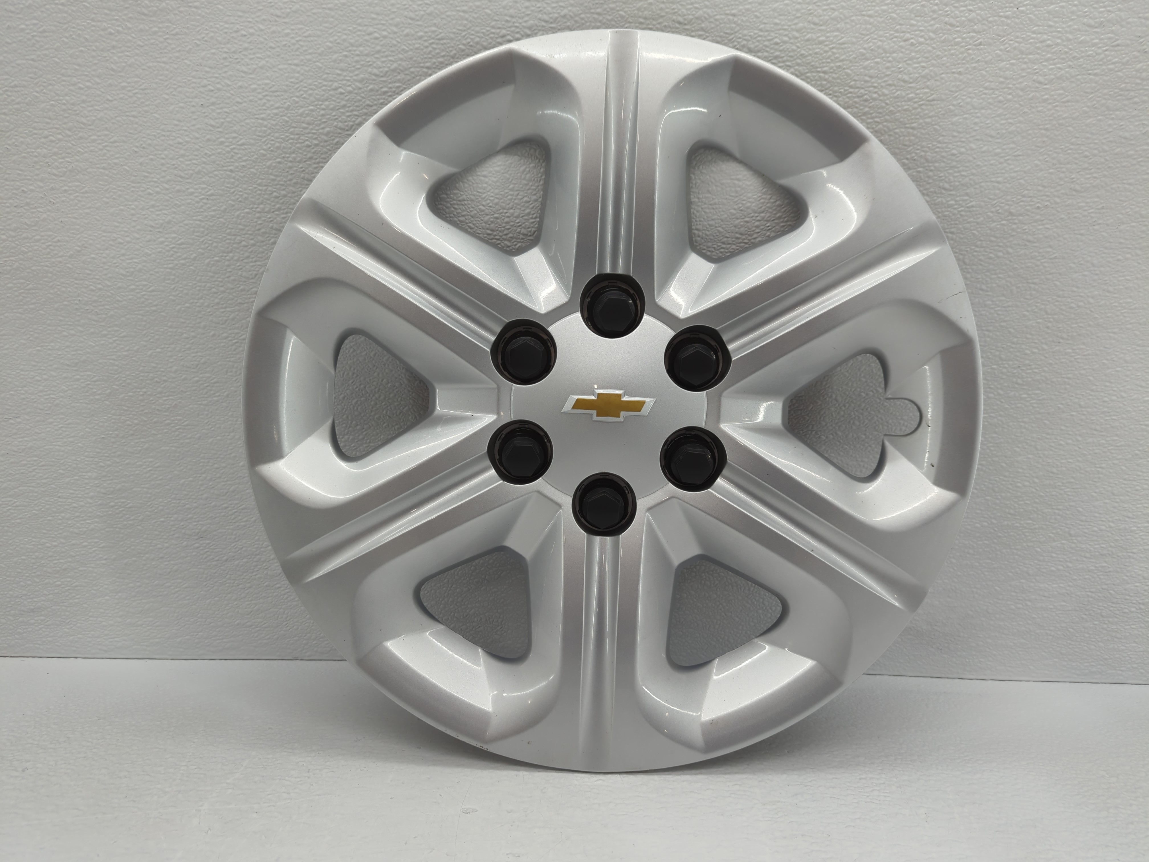 2017-2017 Chevrolet Traverse Driver Front Wheel Hub Oem 781175 - Oemusedautoparts1.com