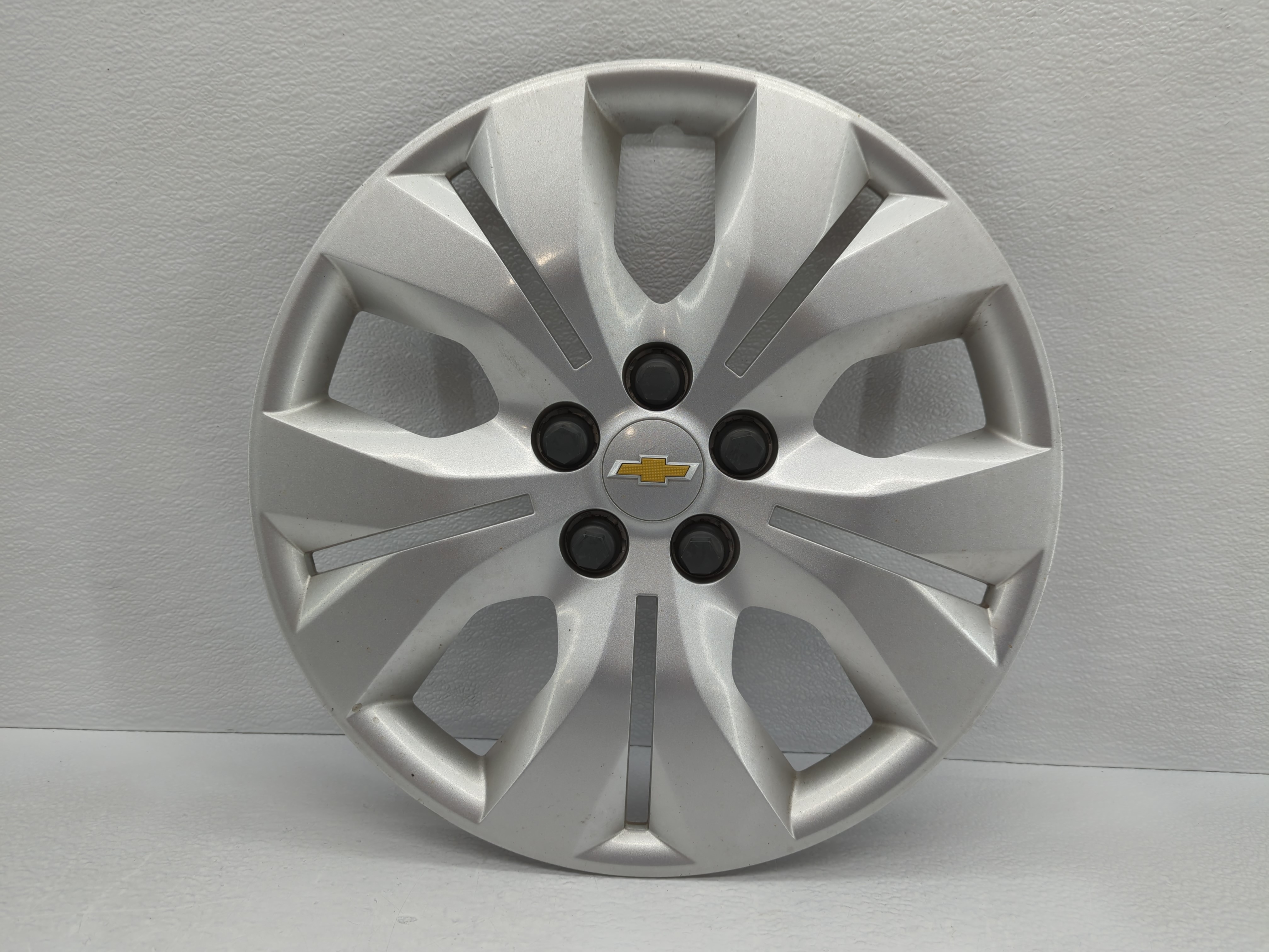 2019-2019 Chevrolet Cruze Hubcap Wheel Cover 781213 - Oemusedautoparts1.com