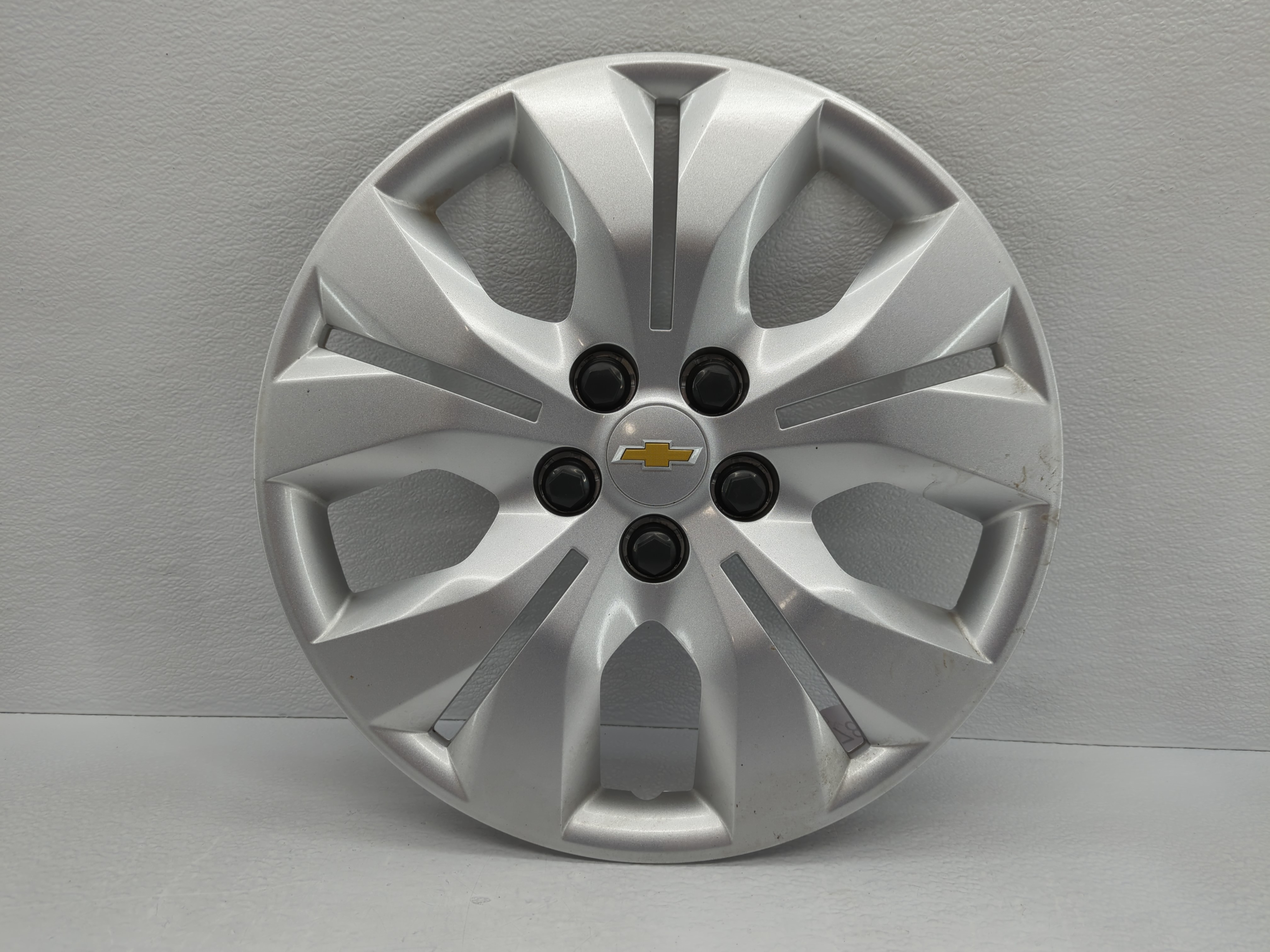 2019-2019 Chevrolet Cruze Hubcap Wheel Cover 781217 - Oemusedautoparts1.com