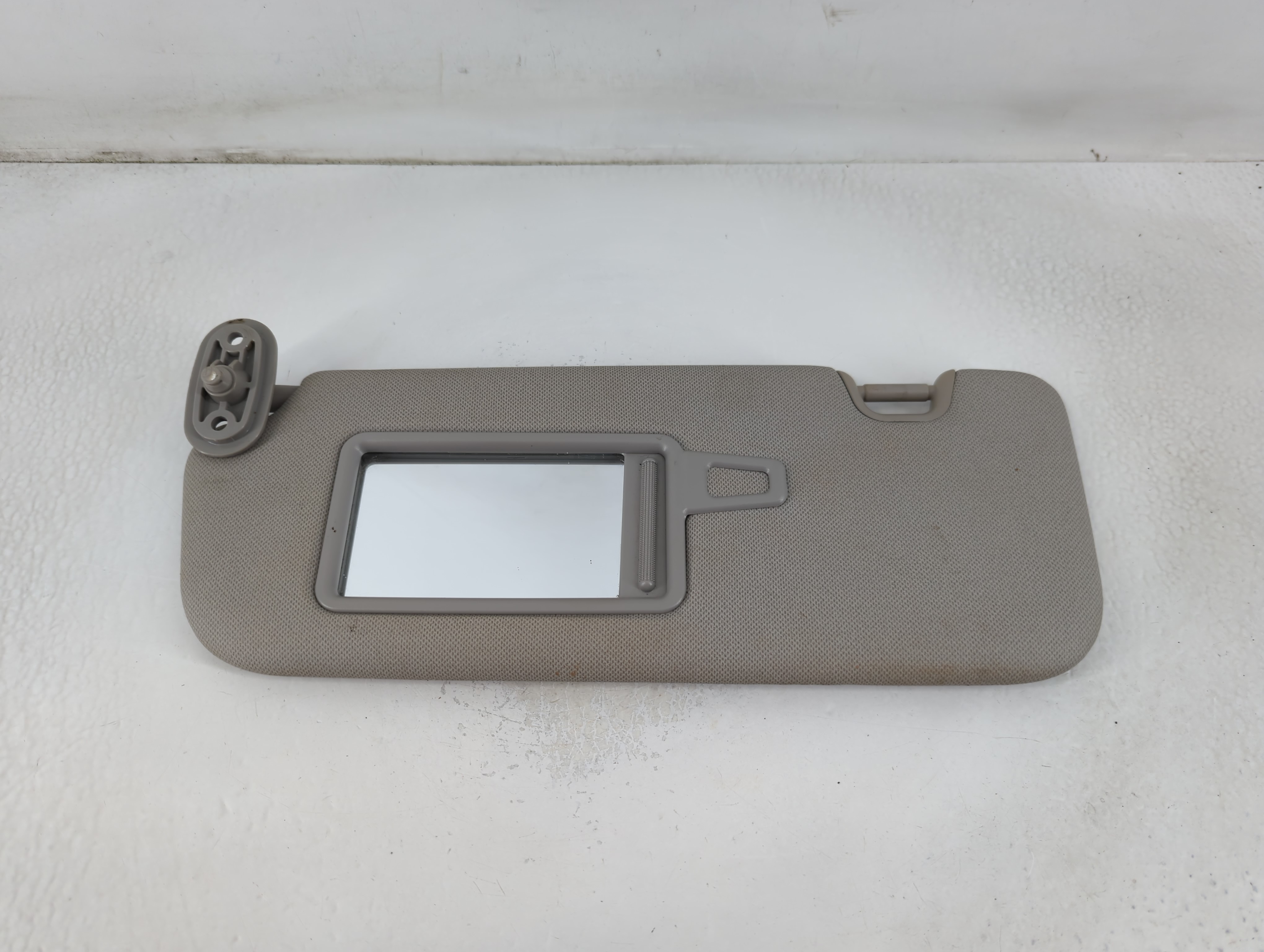 Kia Forte Driver Sun Visor Mirror Left Sunvisor Grey 781279 - Oemusedautoparts1.com