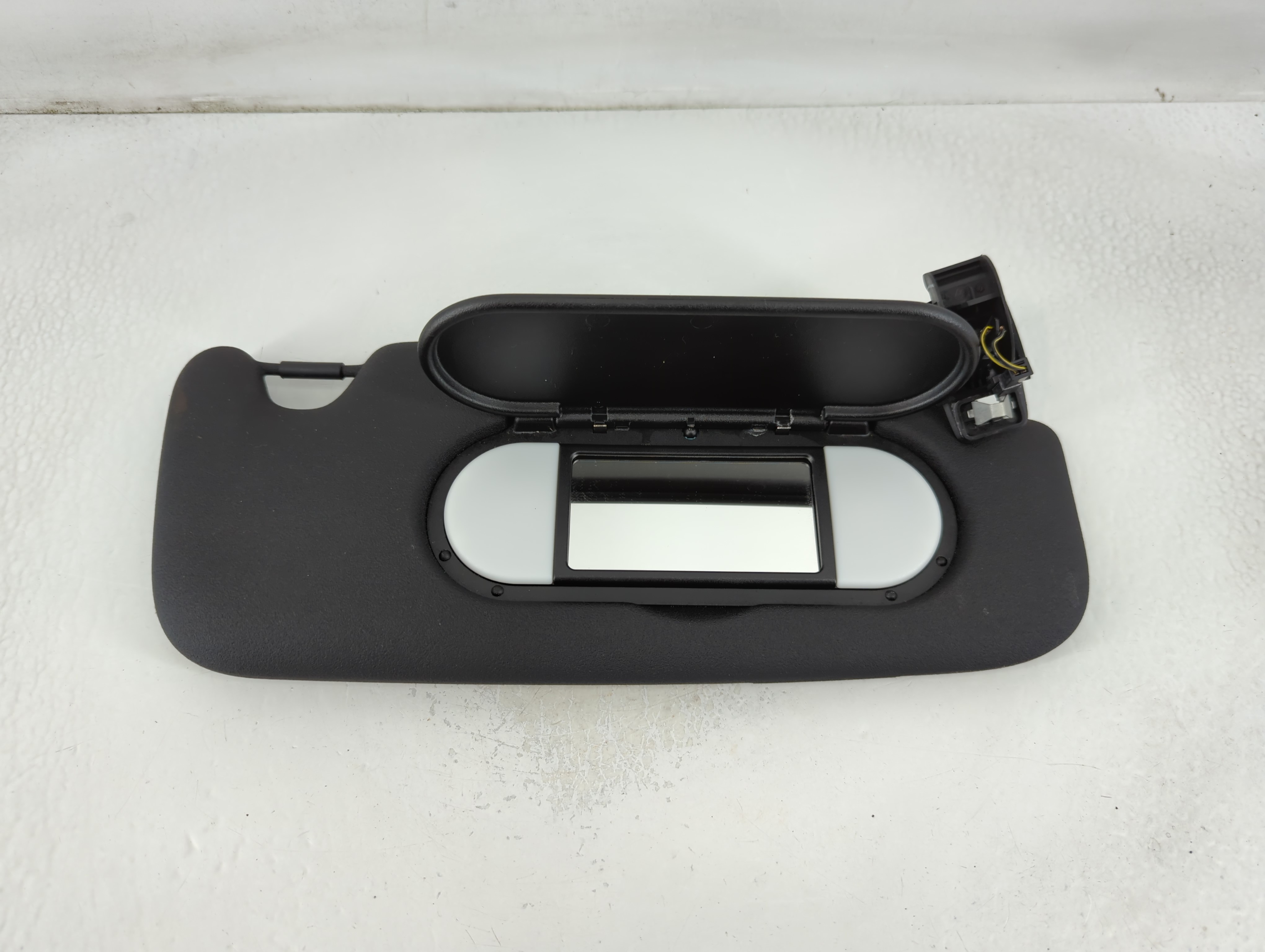 Picture of 2020 Mini Cooper Passenger Sun Visor Mirror Right Sunvisor Black 781282