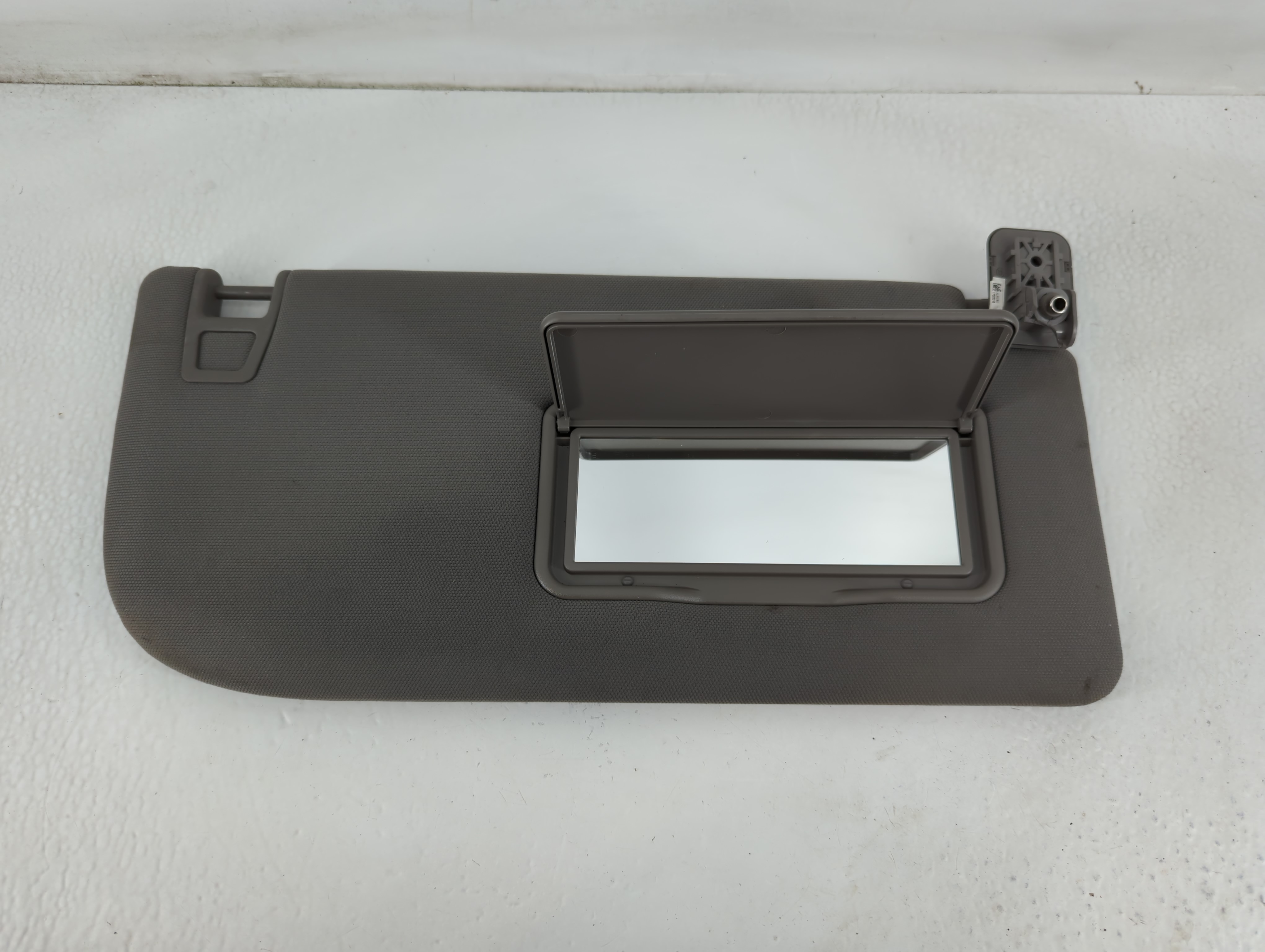 2018-2020 Ford F-150 Passenger Sun Visor Mirror Right Sunvisor Dark Grey 781295 - Oemusedautoparts1.com