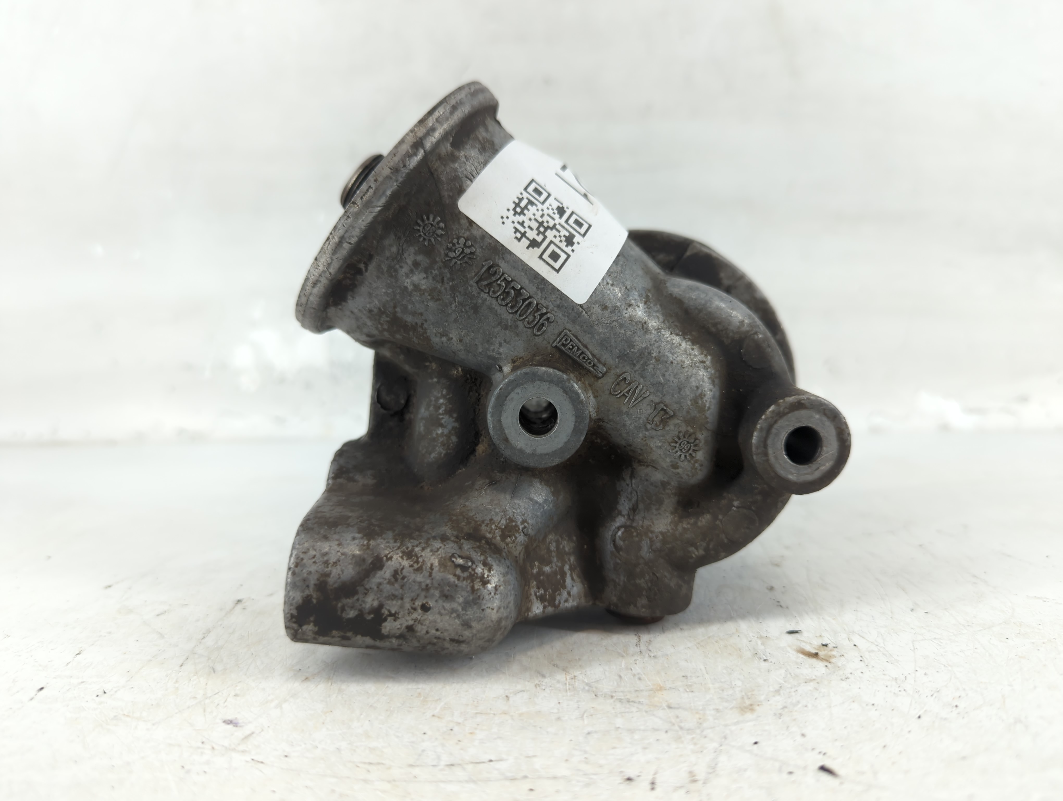 Picture of 1998 Gmc C2500 Oil Filter Adapter 781321