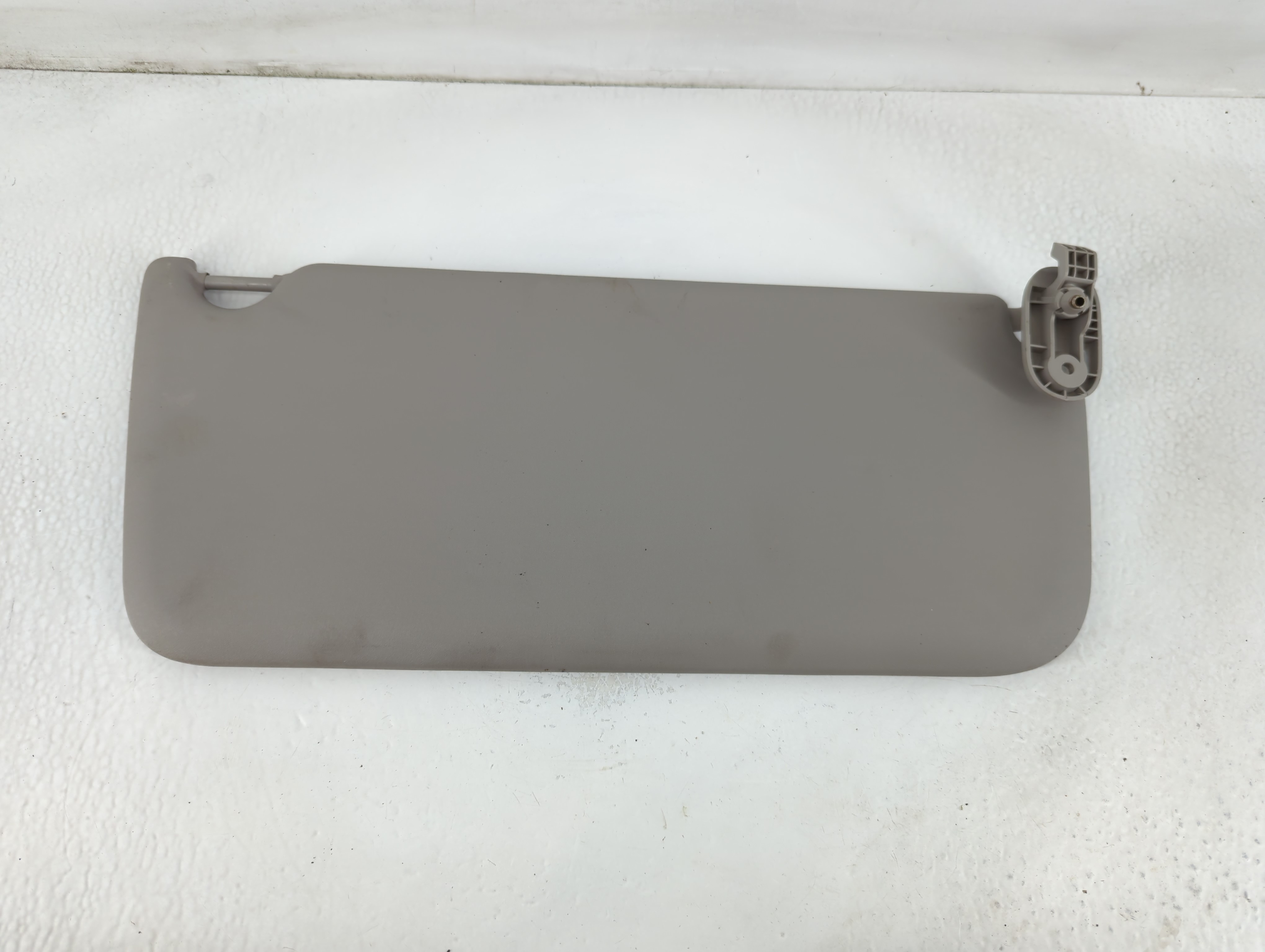 2016 Nissan Nv200 Passenger Sun Visor Mirror Right Sunvisor Grey 781330 - Oemusedautoparts1.com