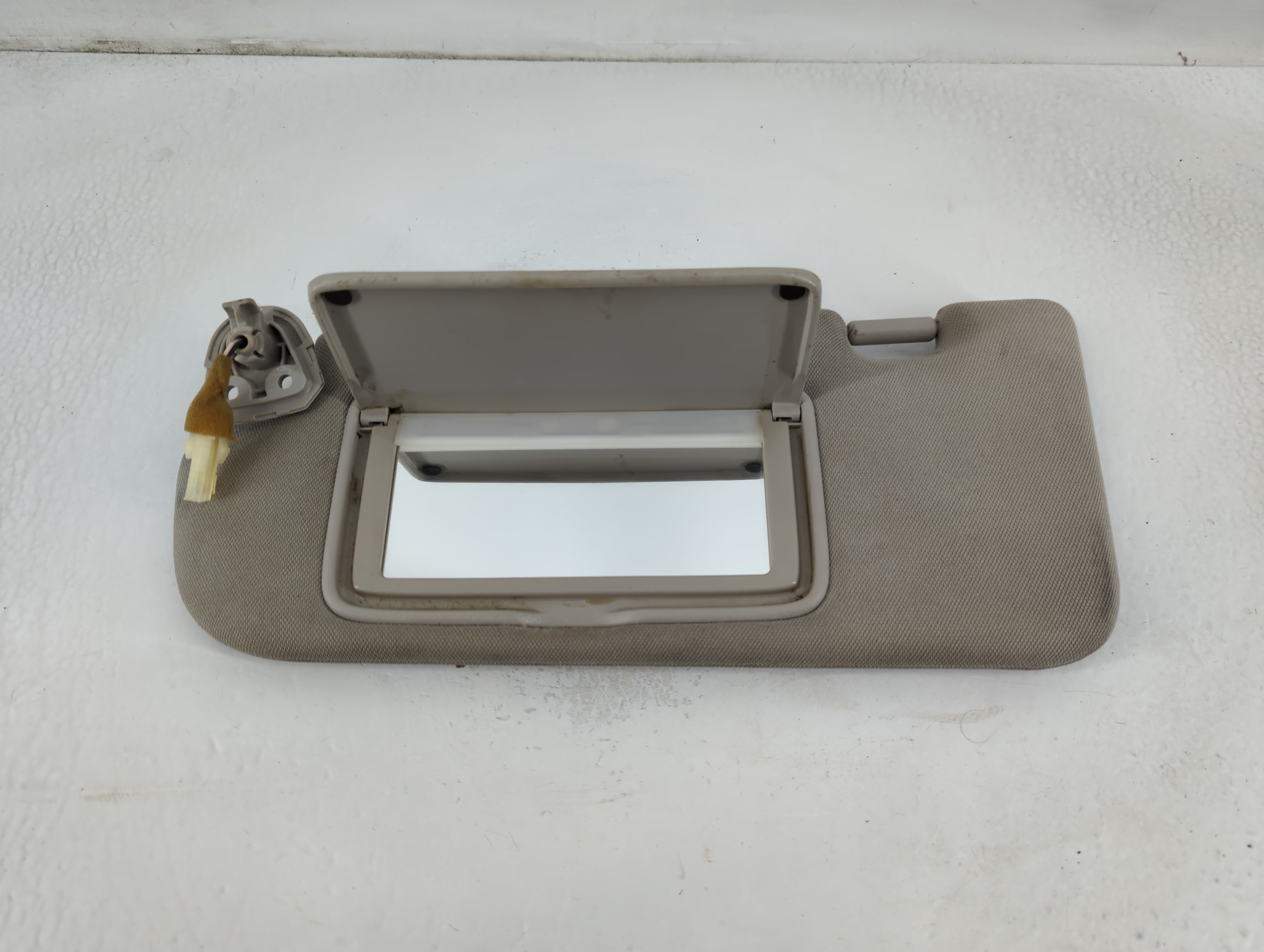 2014-2020 Infiniti Q50 Driver Sun Visor Mirror Left Sunvisor Grey 781335 - Oemusedautoparts1.com