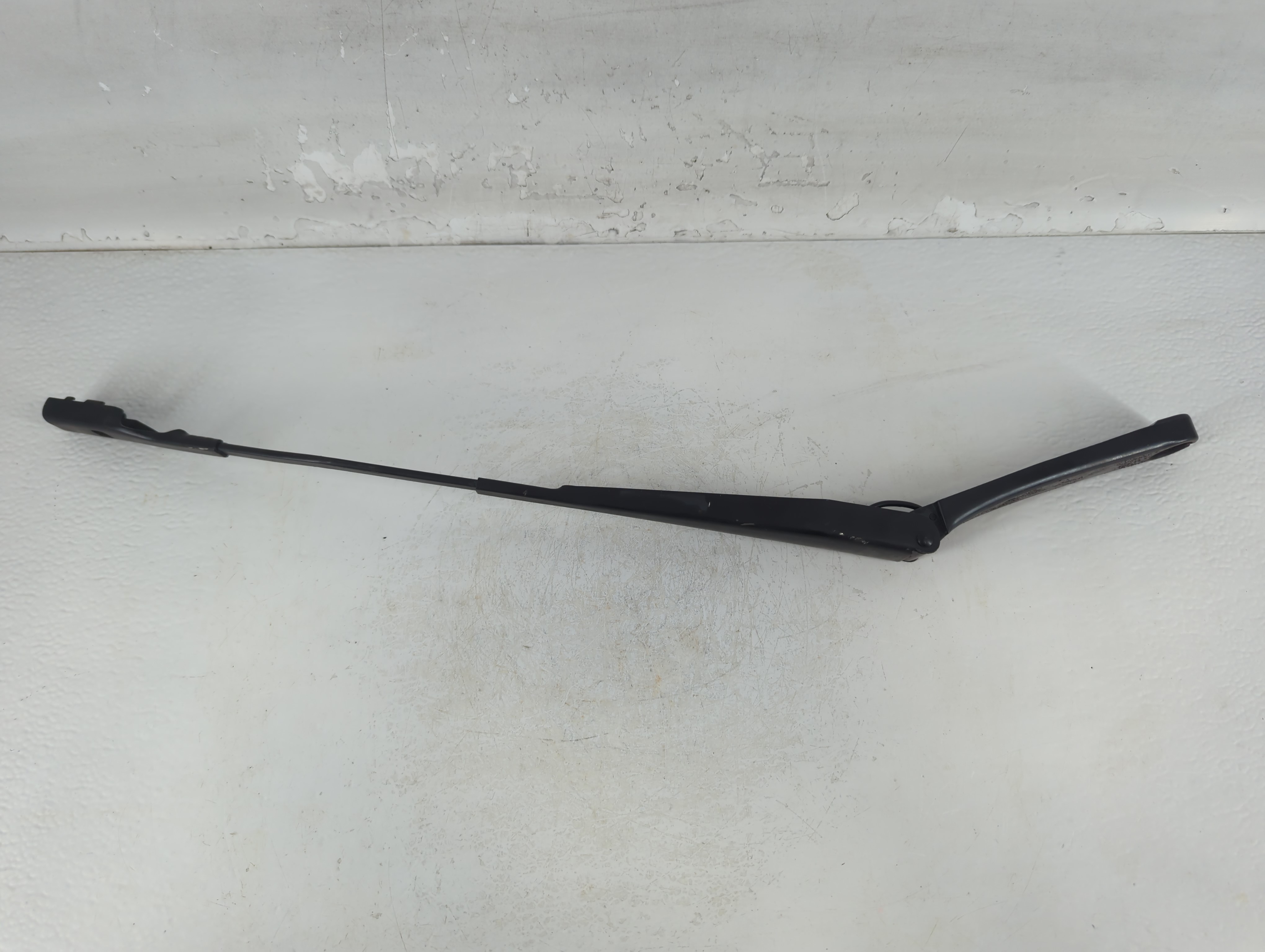 Picture of 2015 Volkswagen Passat Front Drivers Wiper Arm Oem 781367