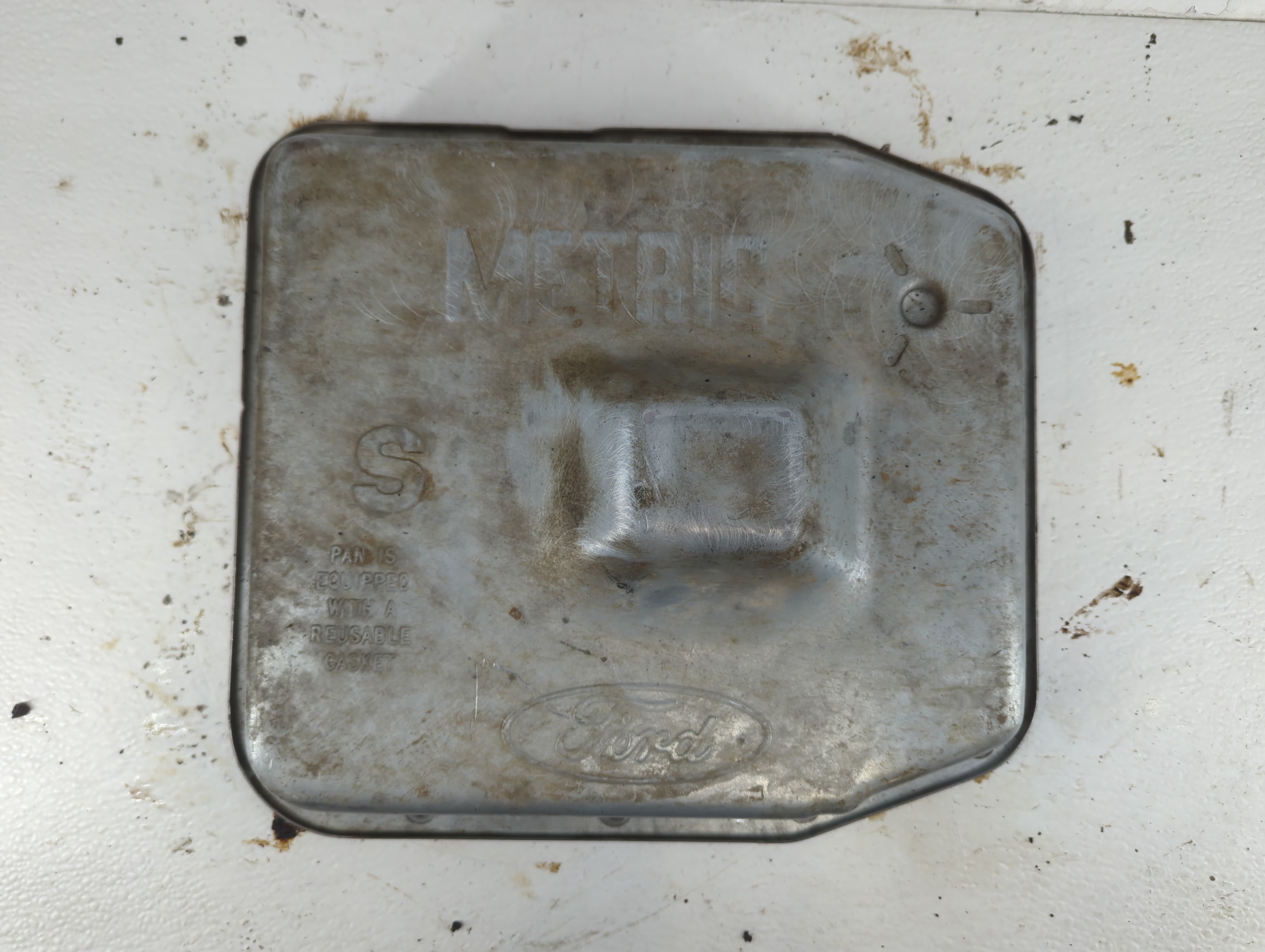 1998-2001 Ford Explorer Engine Oil Pan 781533 - Oemusedautoparts1.com