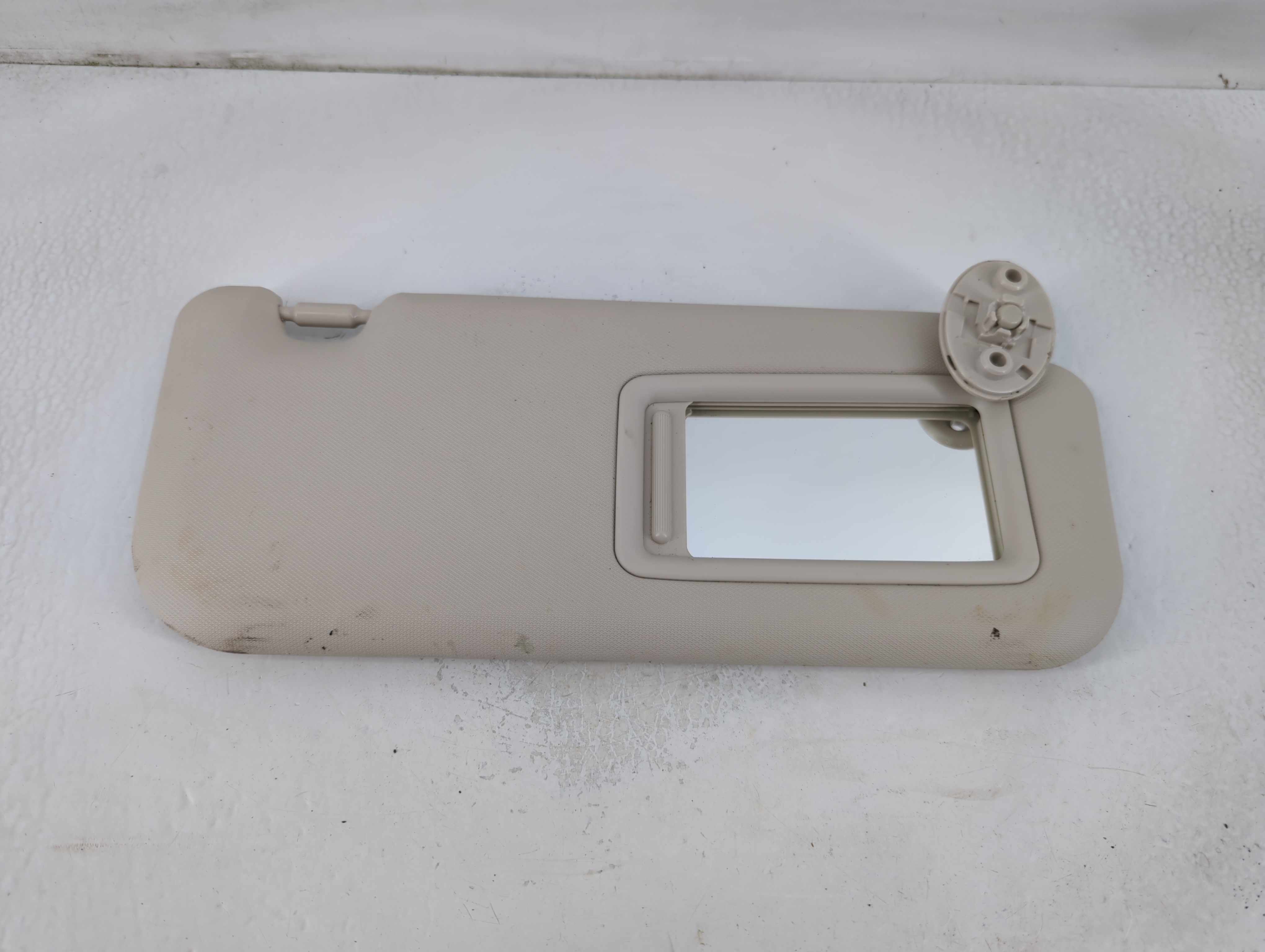 2024 Toyota Corolla Passenger Sun Visor Mirror Right Sunvisor Light Grey 781597 - Oemusedautoparts1.com