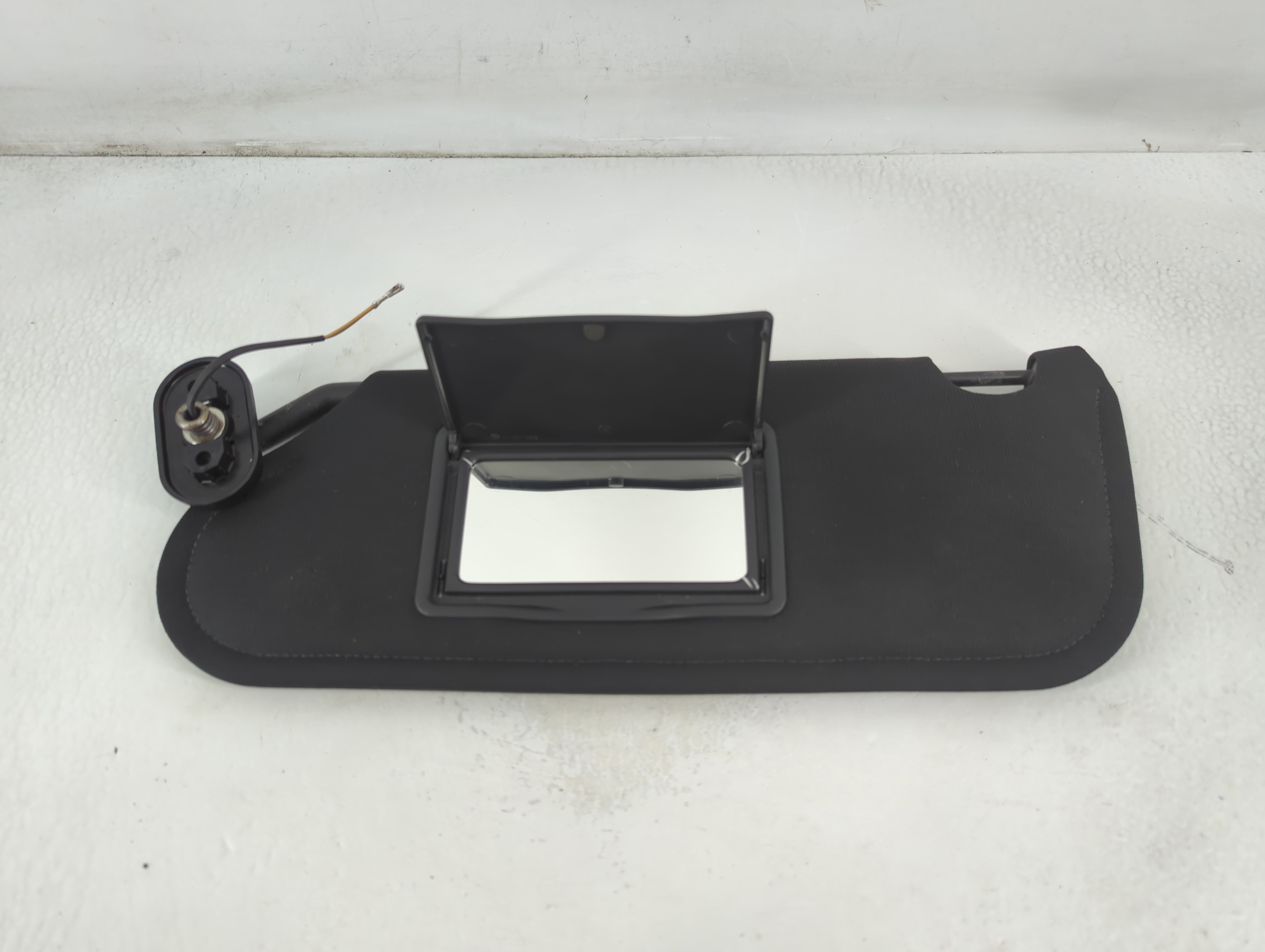 2011-2014 Chrysler 200 Driver Sun Visor Mirror Left Sunvisor Black 781608 - Oemusedautoparts1.com