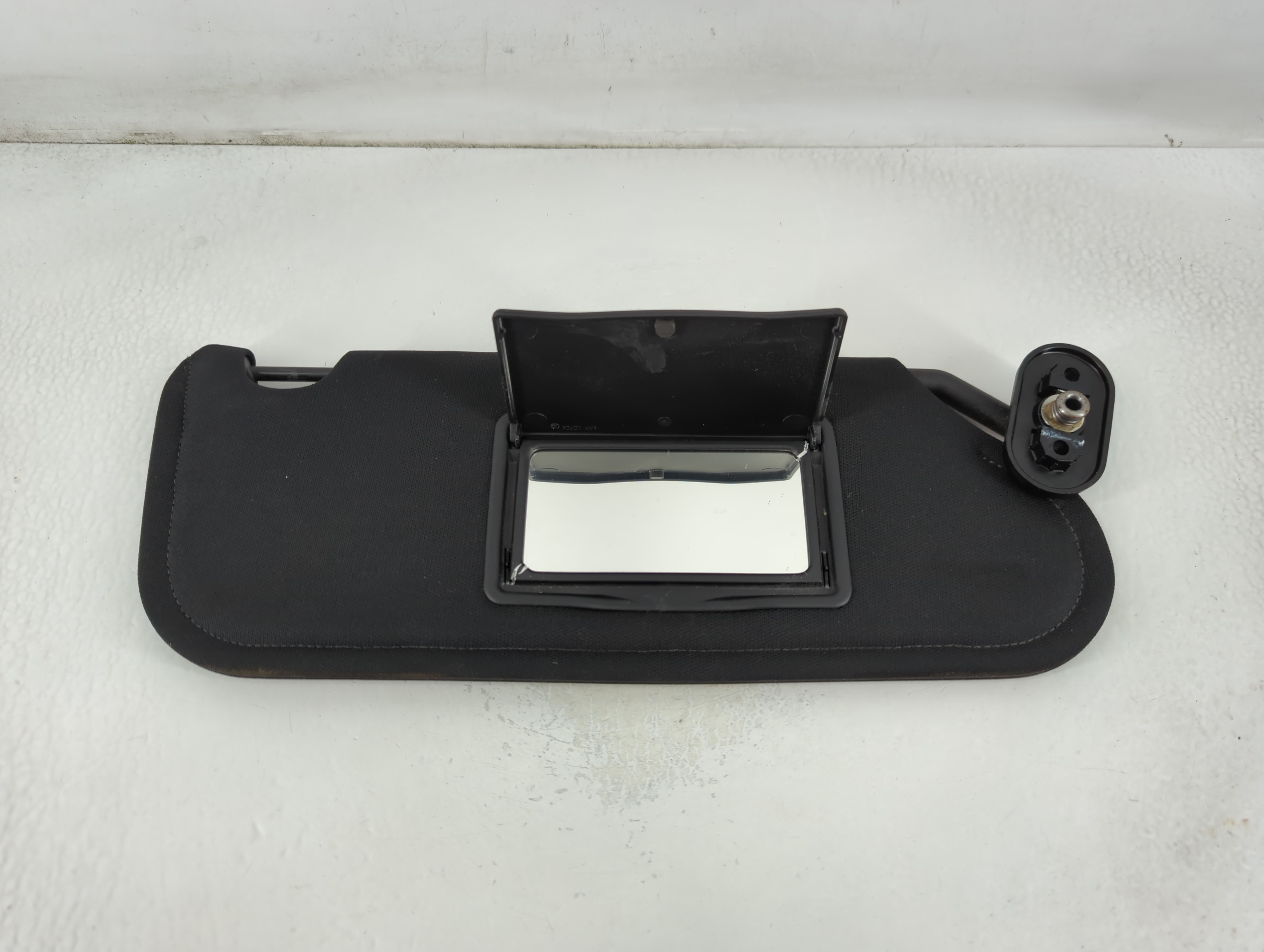 2011-2014 Chrysler 200 Passenger Sun Visor Mirror Right Sunvisor Black 781650 - Oemusedautoparts1.com