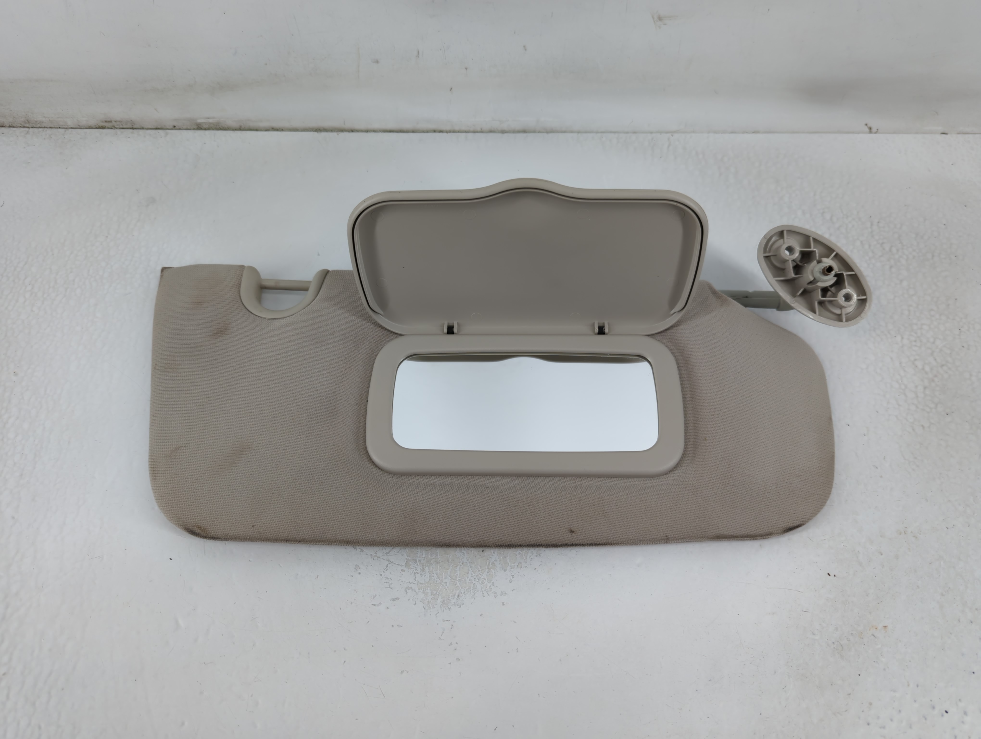 Picture of 2010-2017 Jeep Patriot Passenger Sun Visor Mirror Right Sunvisor Grey 781654