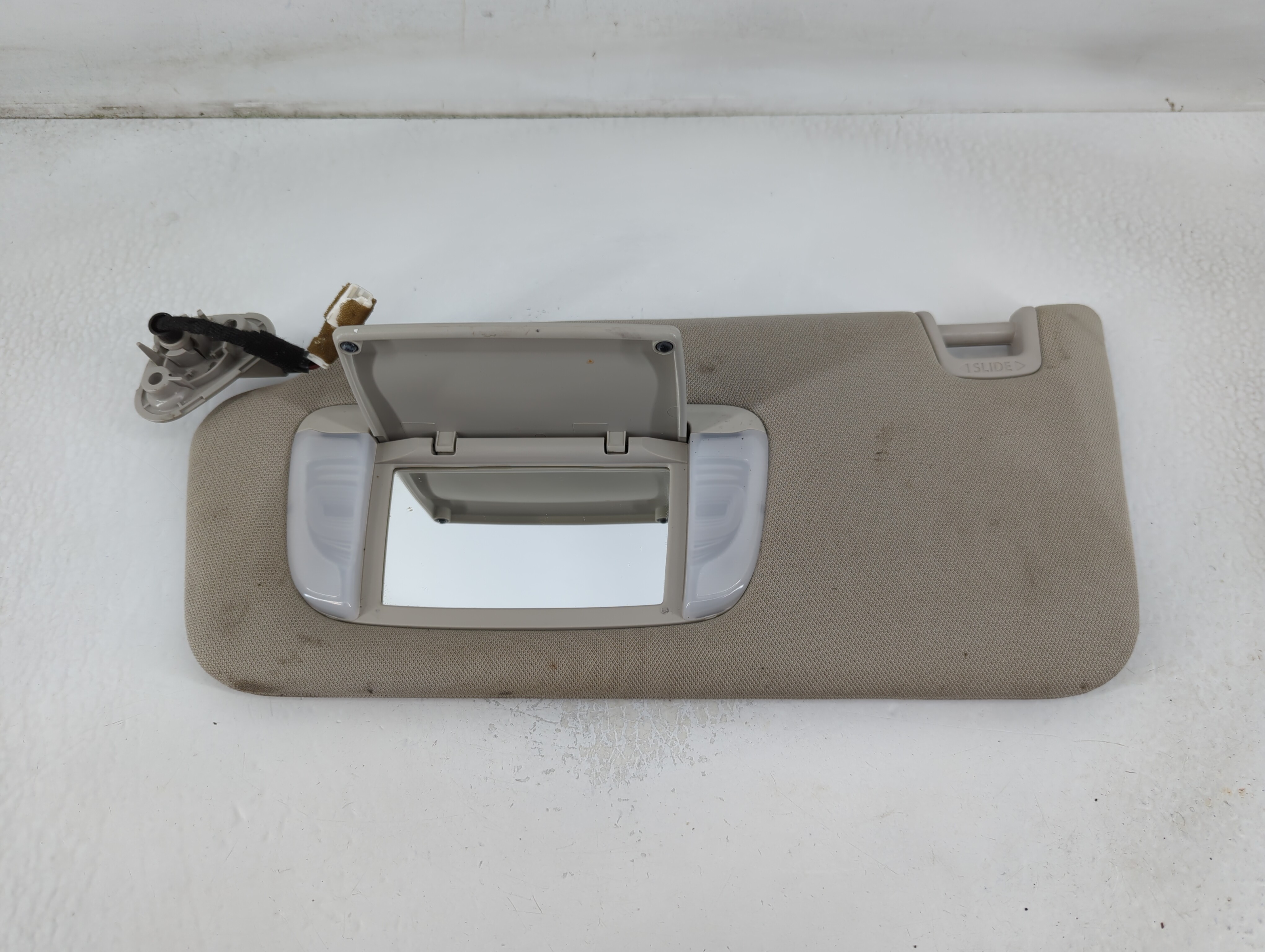 2017 Subaru Legacy Driver Sun Visor Mirror Left Sunvisor Light Beige 781658 - Oemusedautoparts1.com