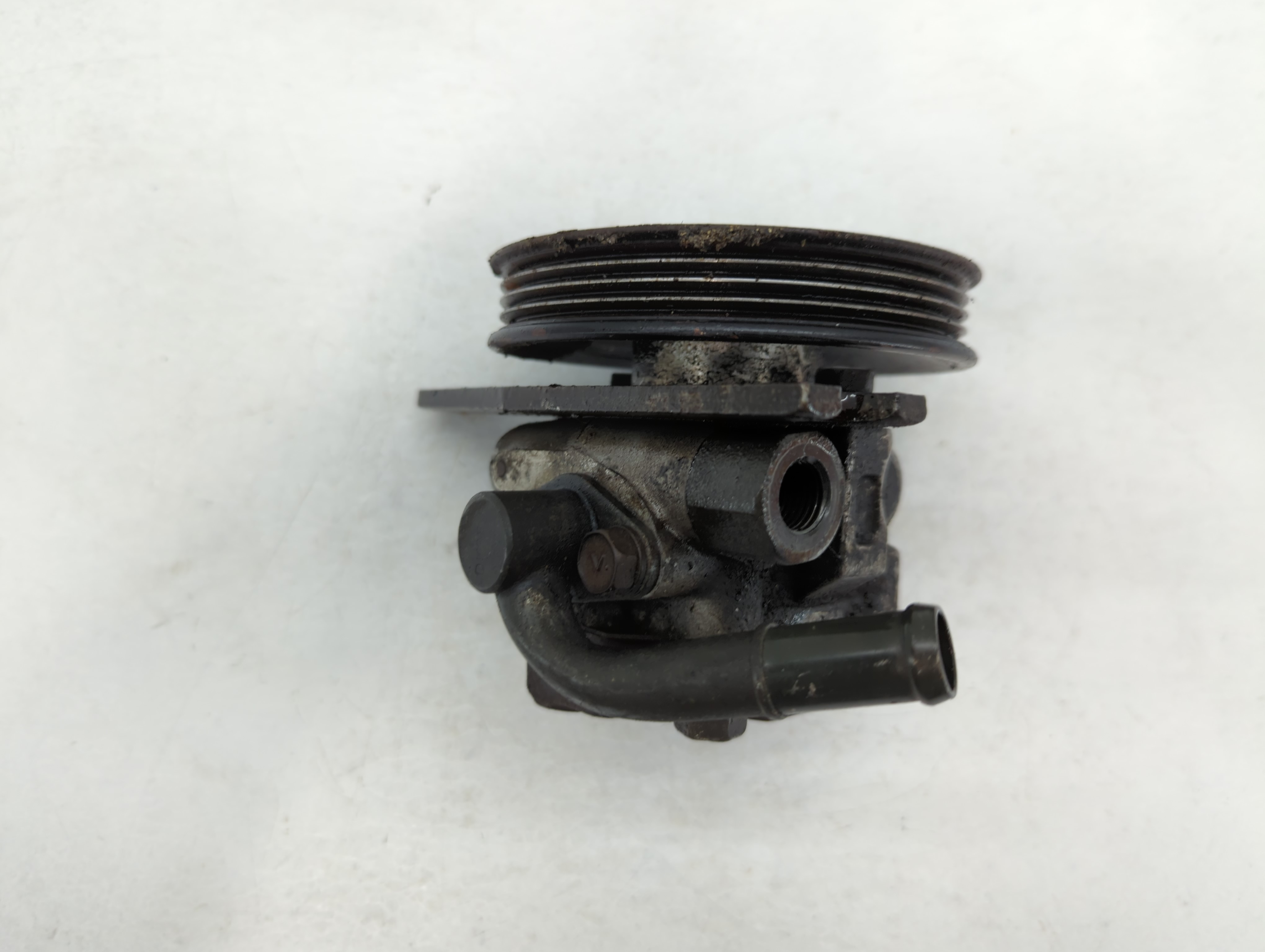 Picture of 1998-2000 Kia Sephia Power Steering Column Pump Oem 781771
