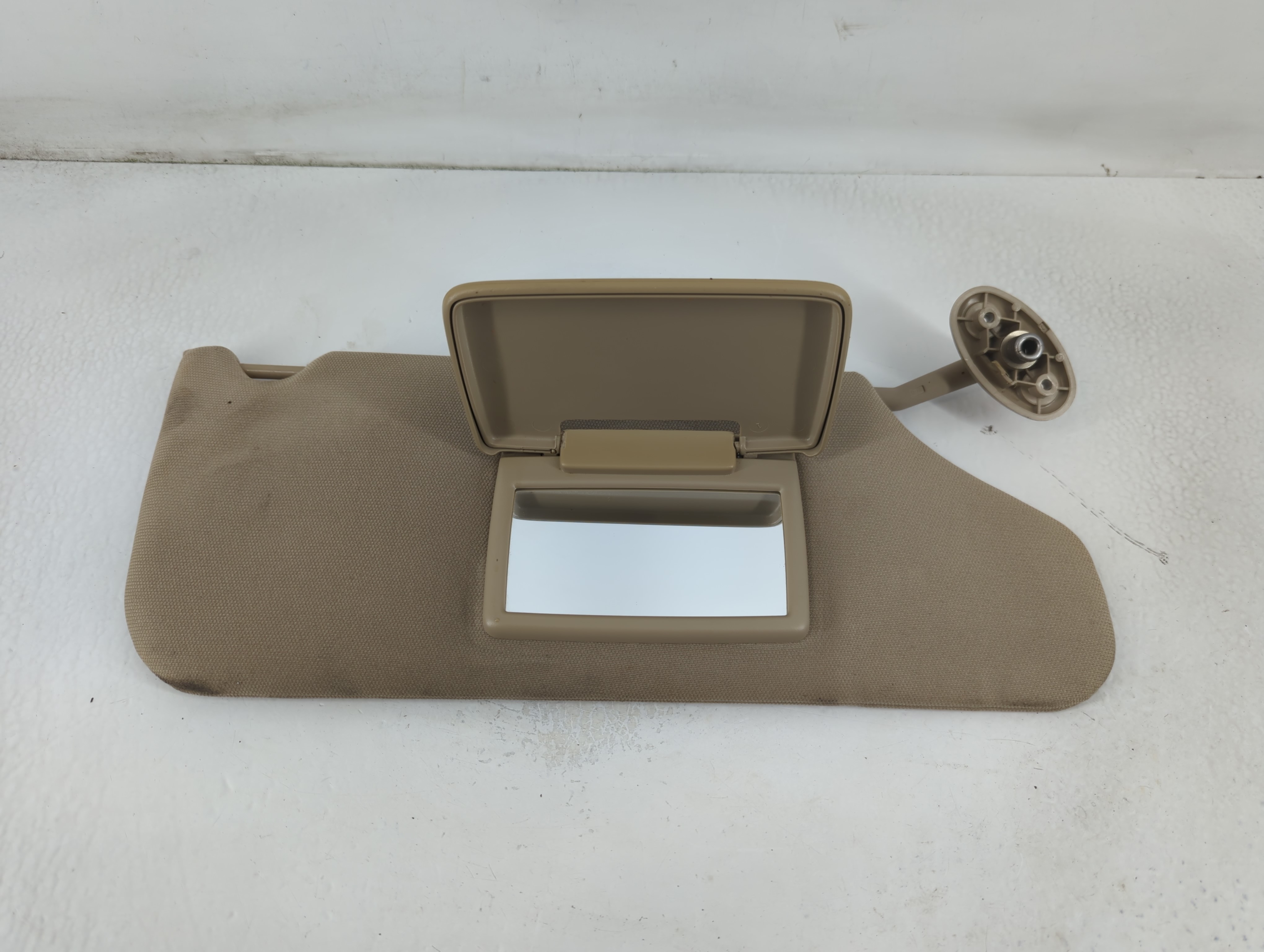 2011-2014 Dodge Avenger Driver Sun Visor Mirror Left Sunvisor Beige 781797 - Oemusedautoparts1.com