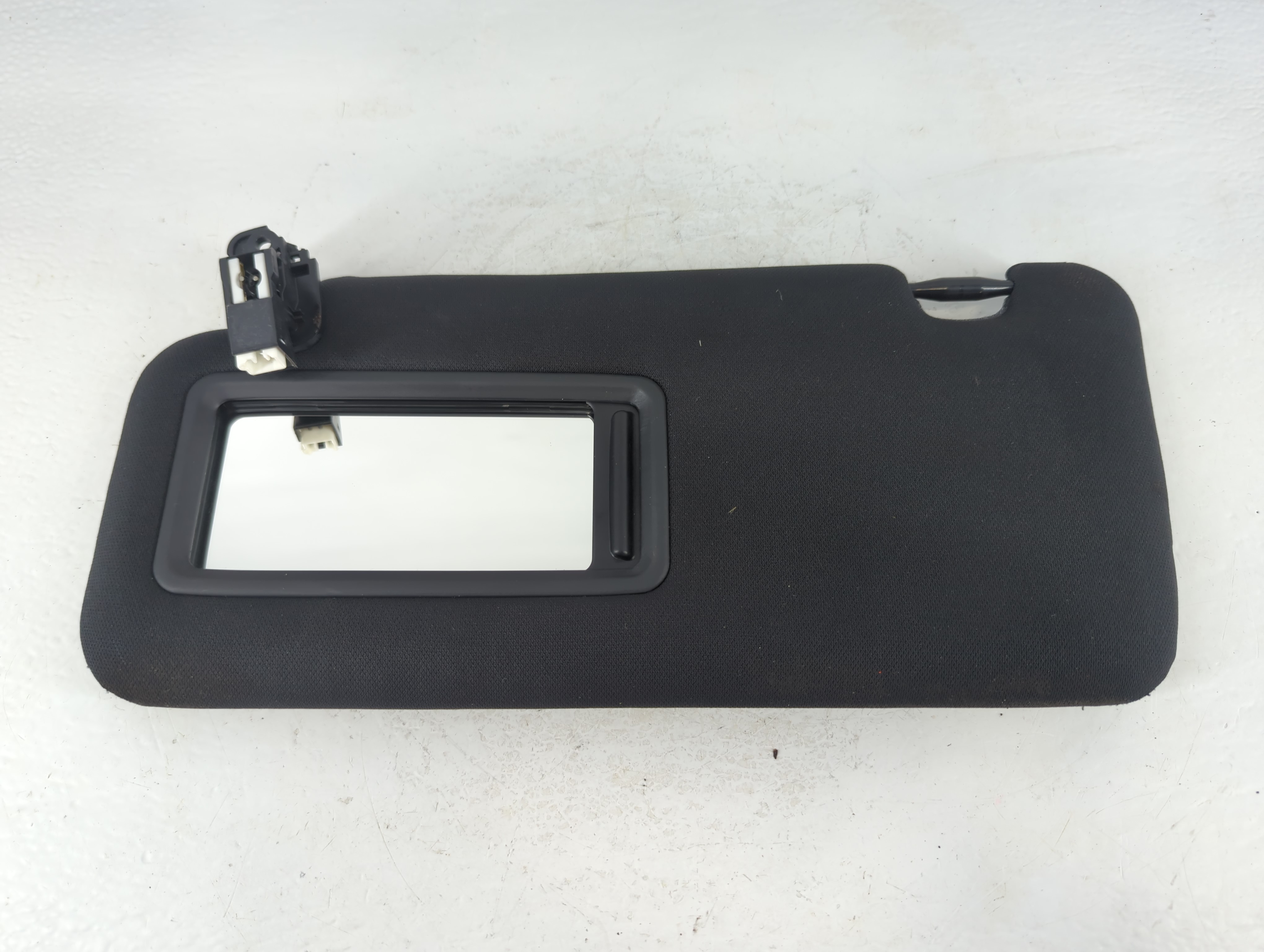 Picture of 2017-2020 Mazda Cx-5 Driver Sun Visor Mirror Left Sunvisor Black 781813