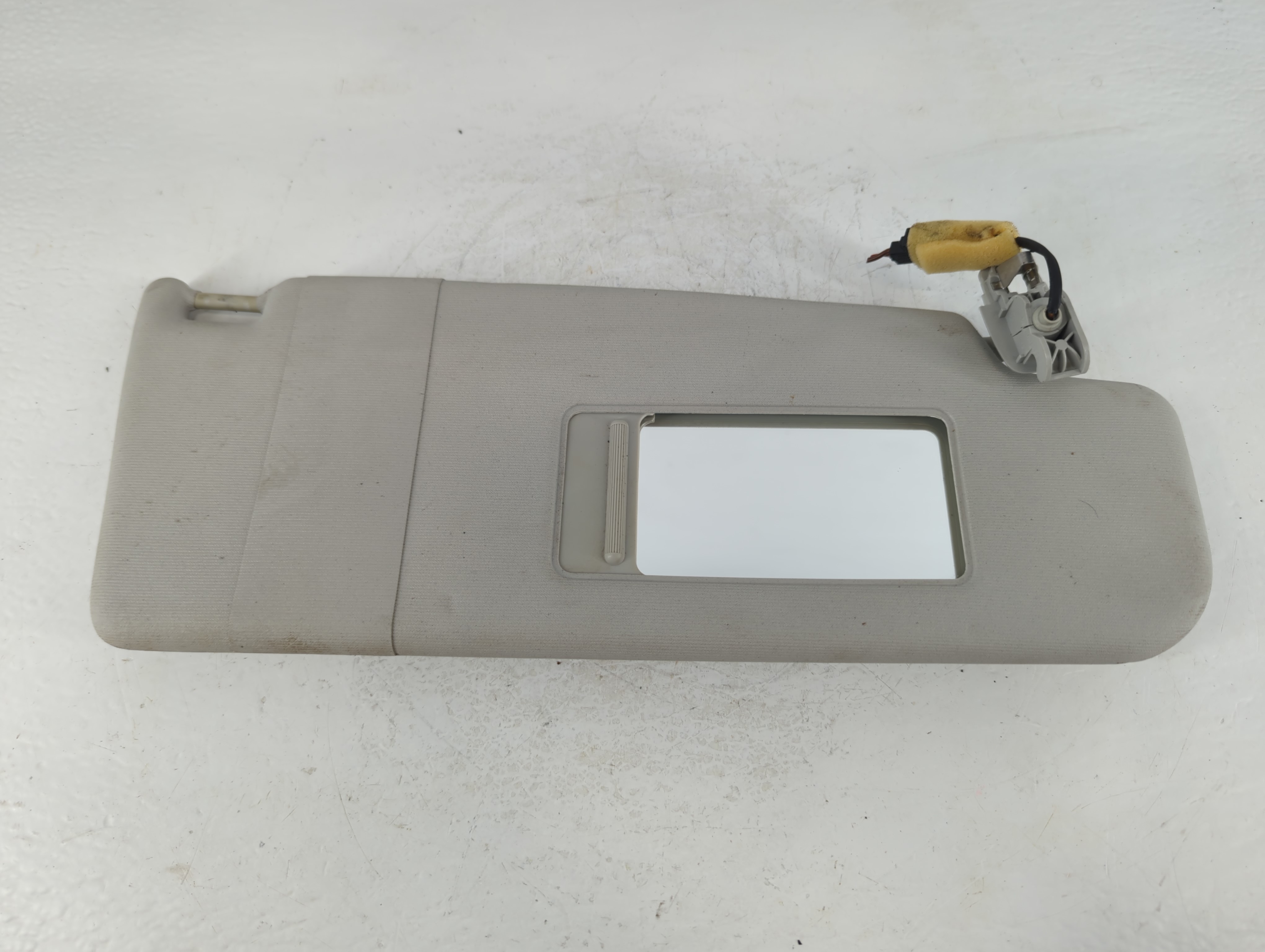 Picture of 2011-2018 Volkswagen Jetta Passenger Sun Visor Mirror Right Sunvisor Grey 781854