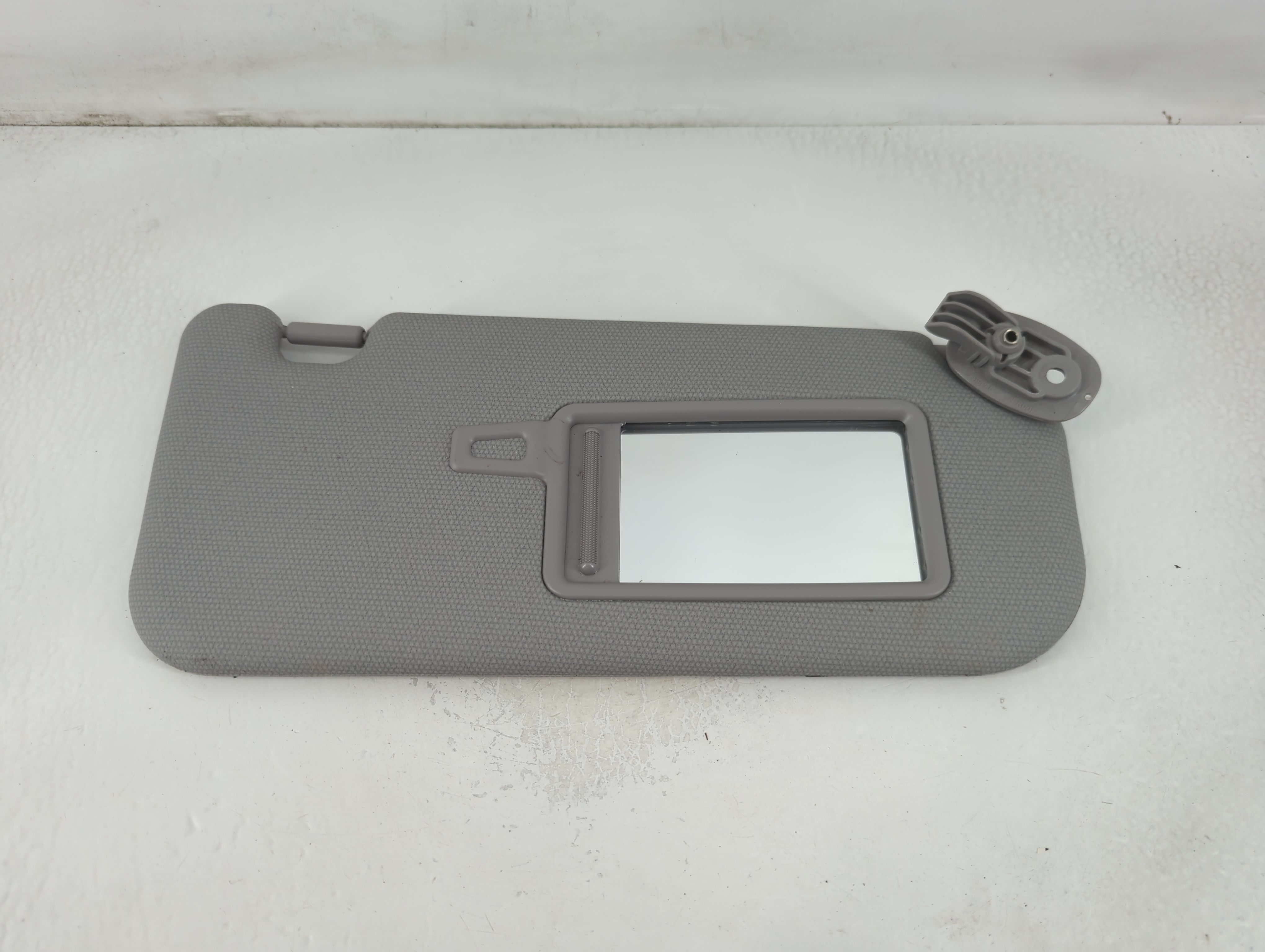 2012-2017 Kia Rio Passenger Sun Visor Mirror Right Sunvisor Grey 781876 - Oemusedautoparts1.com