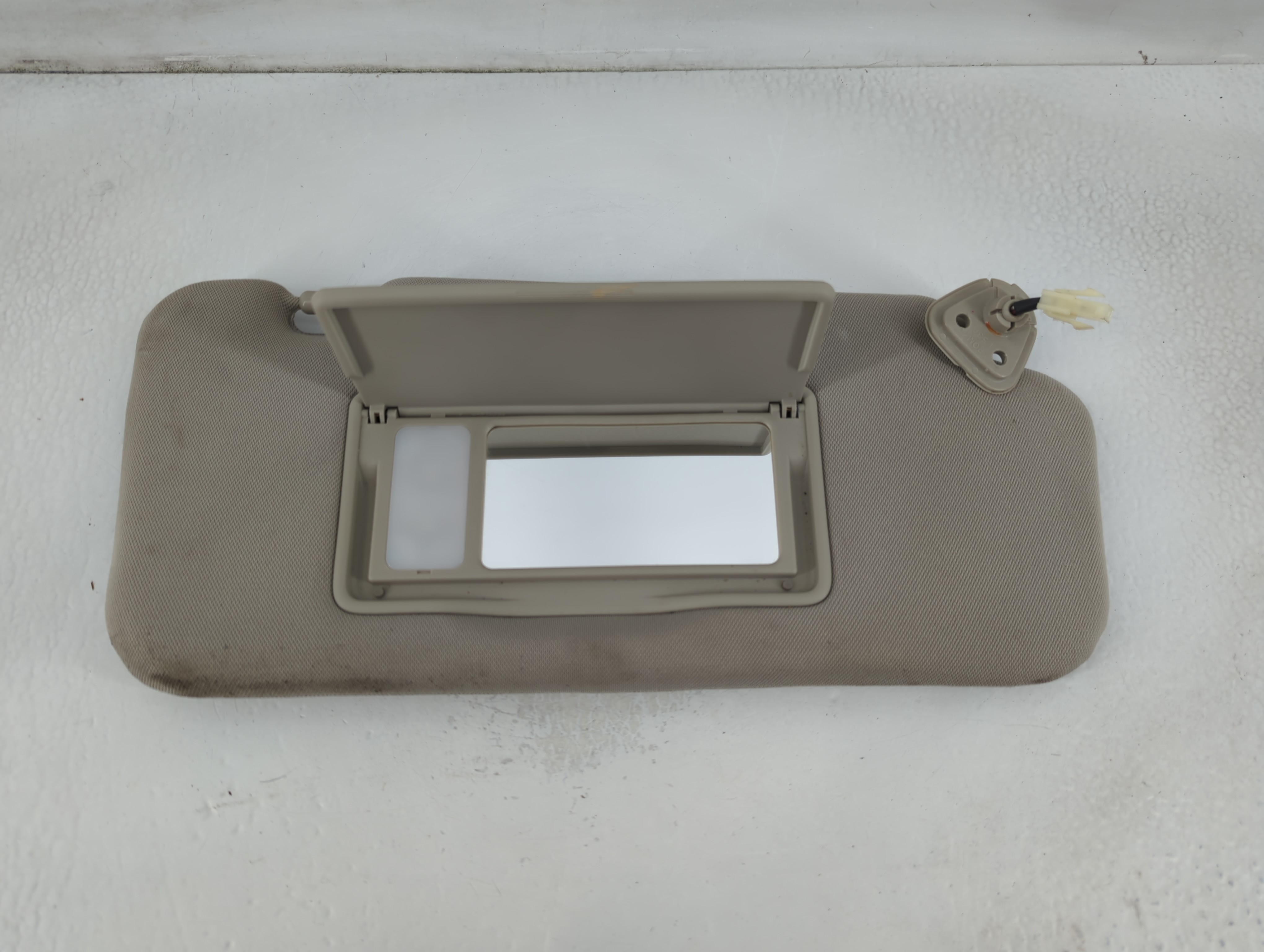 2009-2014 Nissan Murano Passenger Sun Visor Mirror Right Sunvisor Grey 781915 - Oemusedautoparts1.com