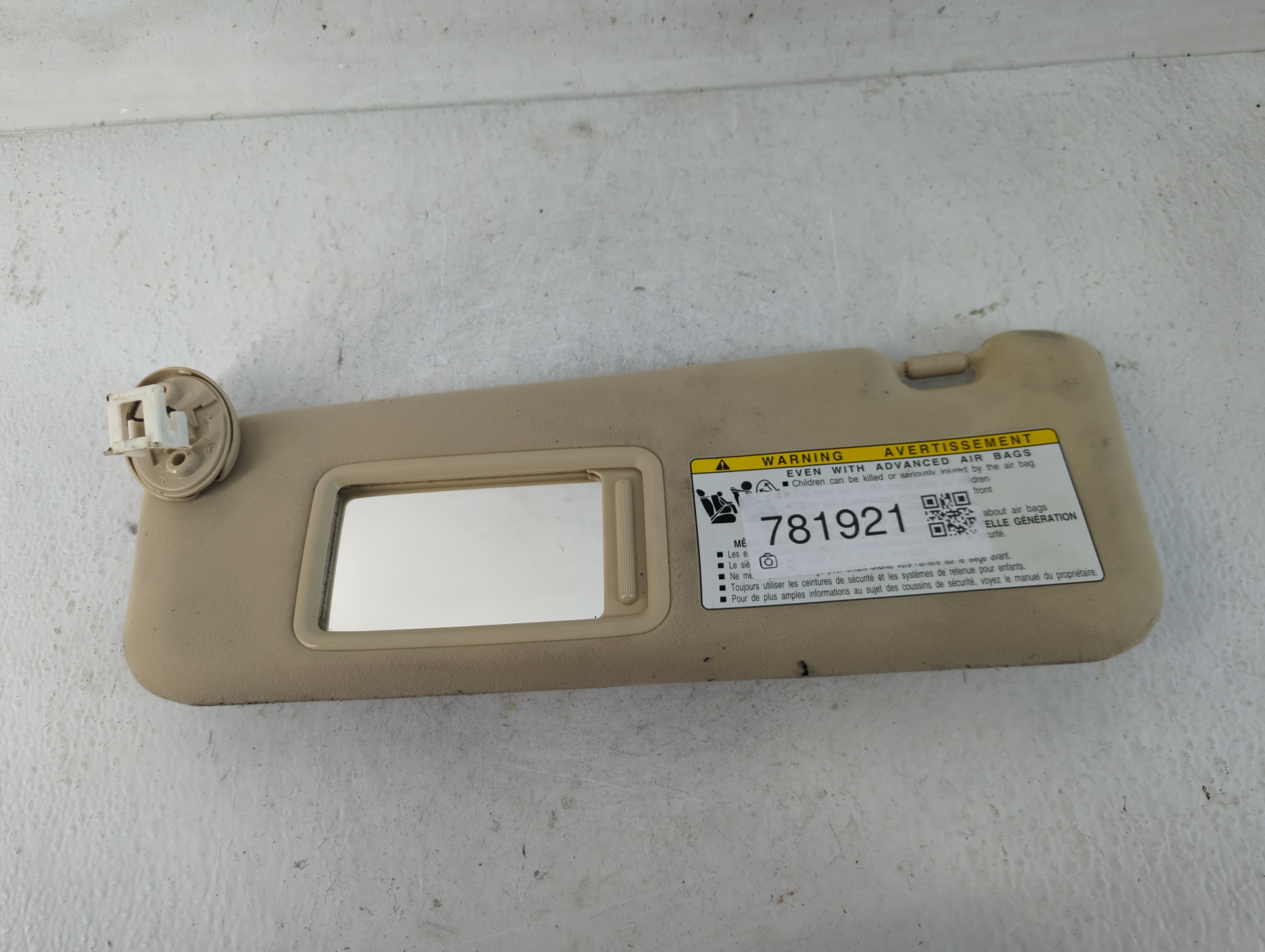 2010-2011 Lexus Es350 Driver Sun Visor Mirror Left Sunvisor Tan 781921 - Oemusedautoparts1.com