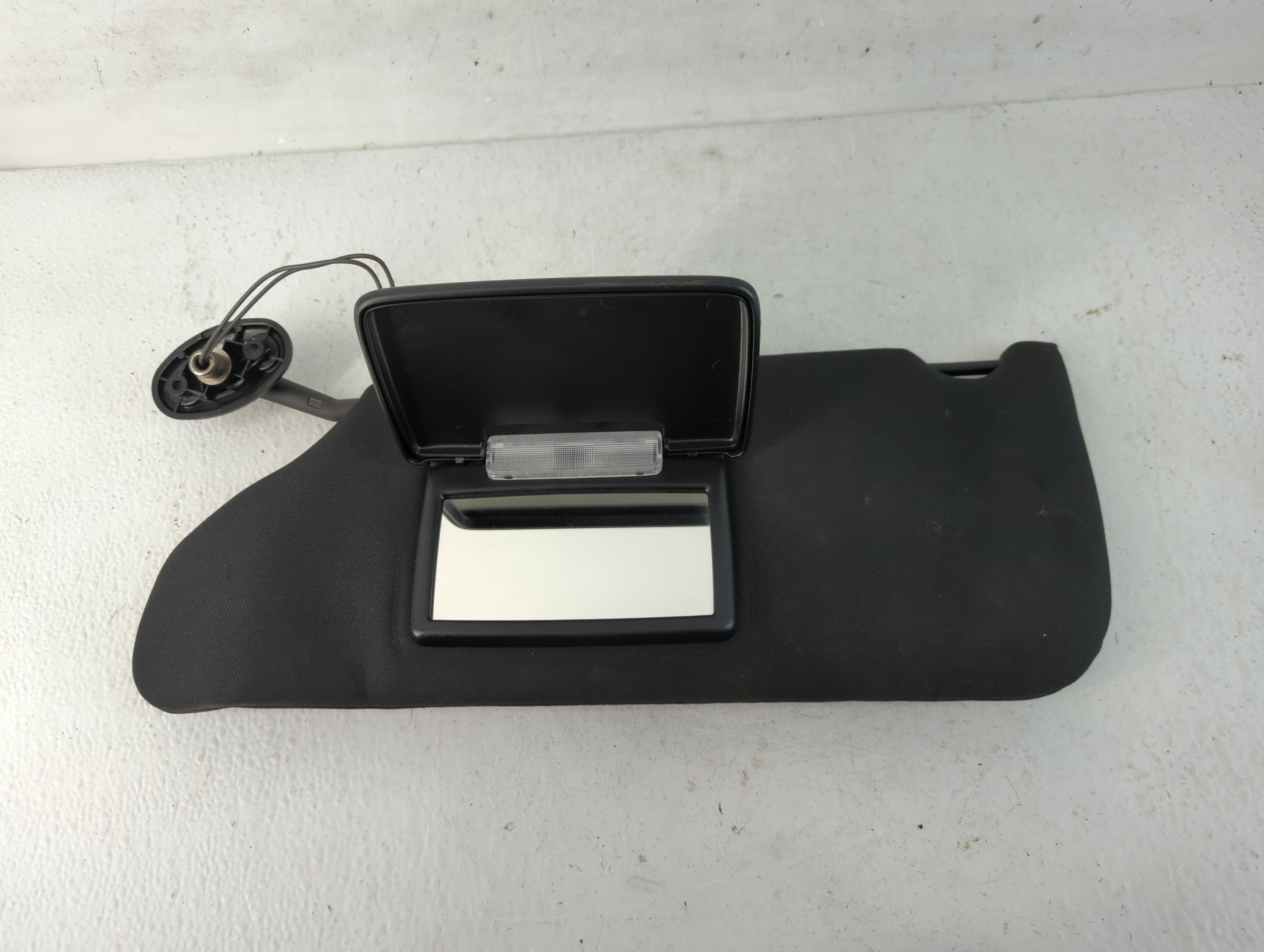 2011-2014 Dodge Avenger Driver Sun Visor Mirror Left Sunvisor Black 781965 - Oemusedautoparts1.com