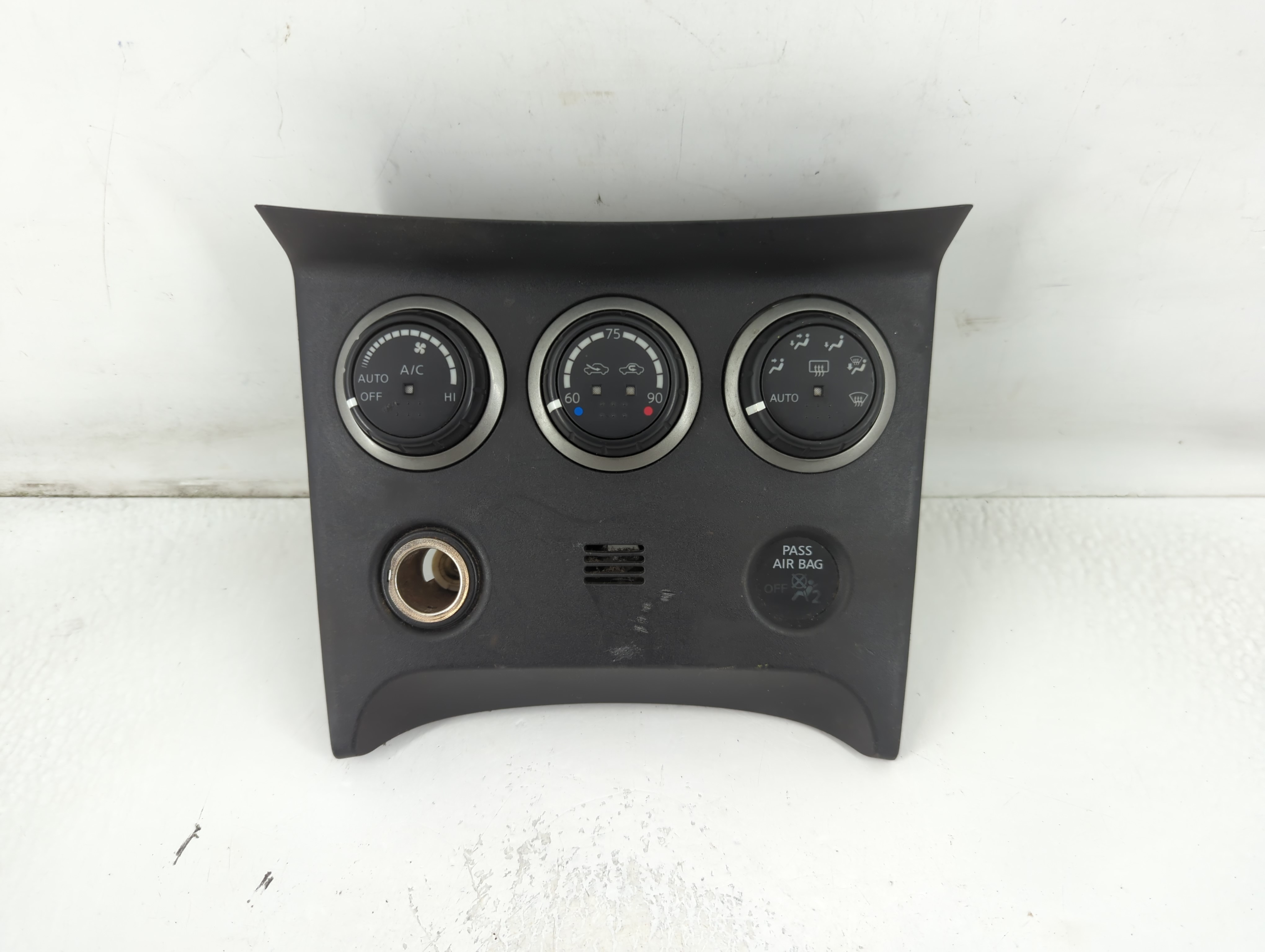 2011-2015 Nissan Rogue Ac Heater Climate Control 27500 1vk0a 782069 - Oemusedautoparts1.com