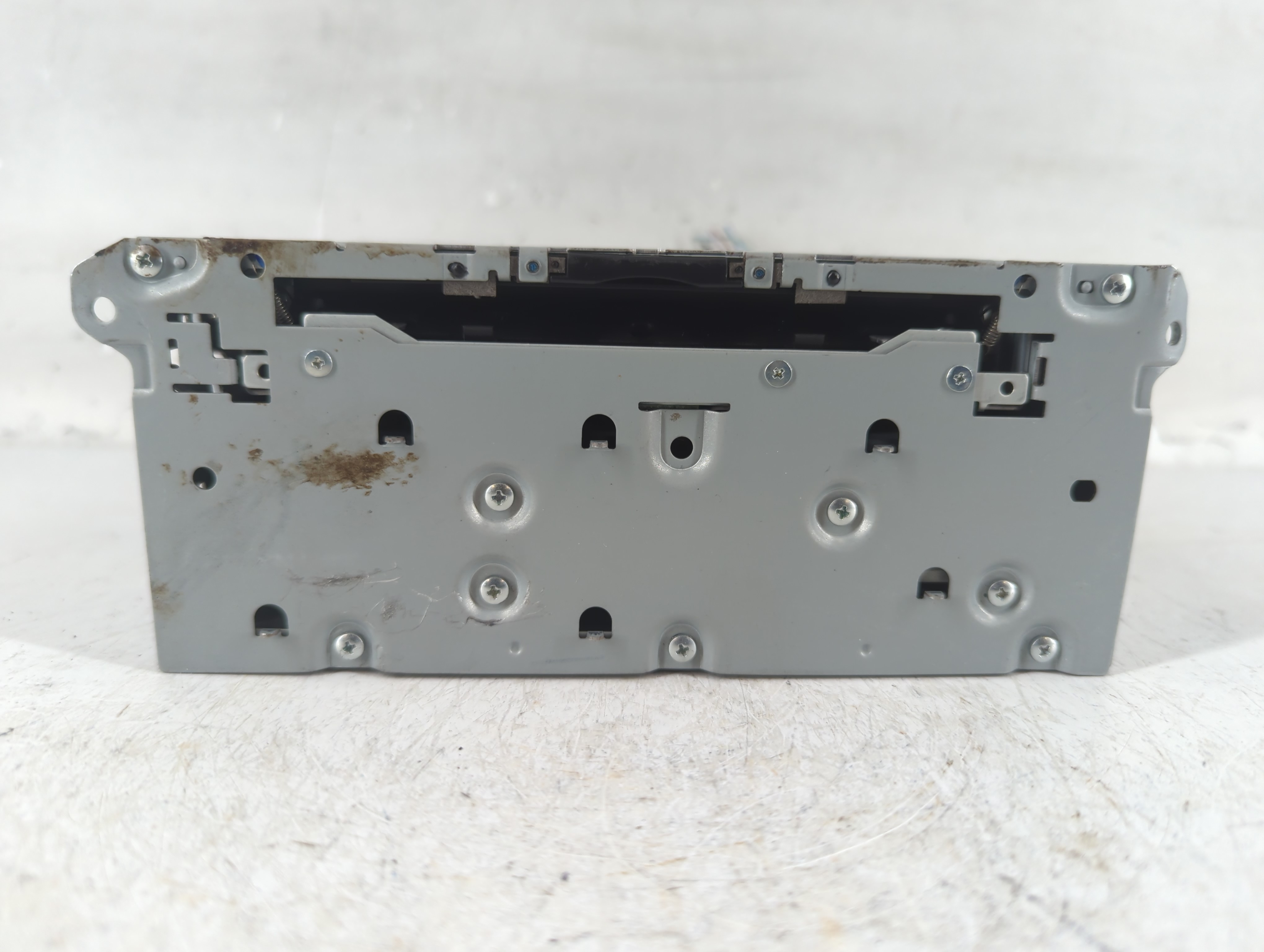 2016-2018 Infiniti Q50 Am Fm Cd Player Radio Receiver 782104 - Oemusedautoparts1.com