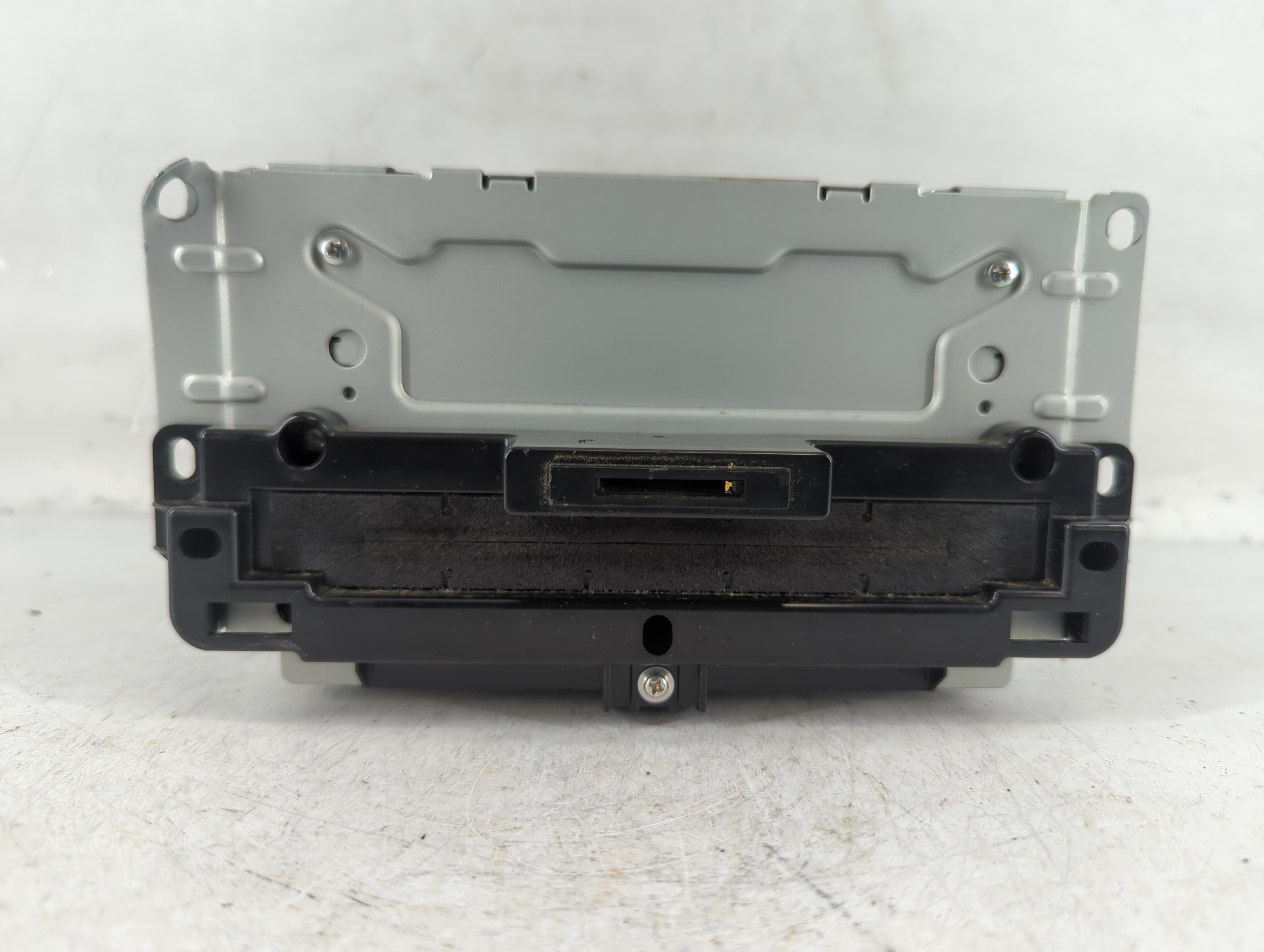 2014-2014 Chrysler 300 Am Fm Cd Player Radio Receiver 782159 - Oemusedautoparts1.com