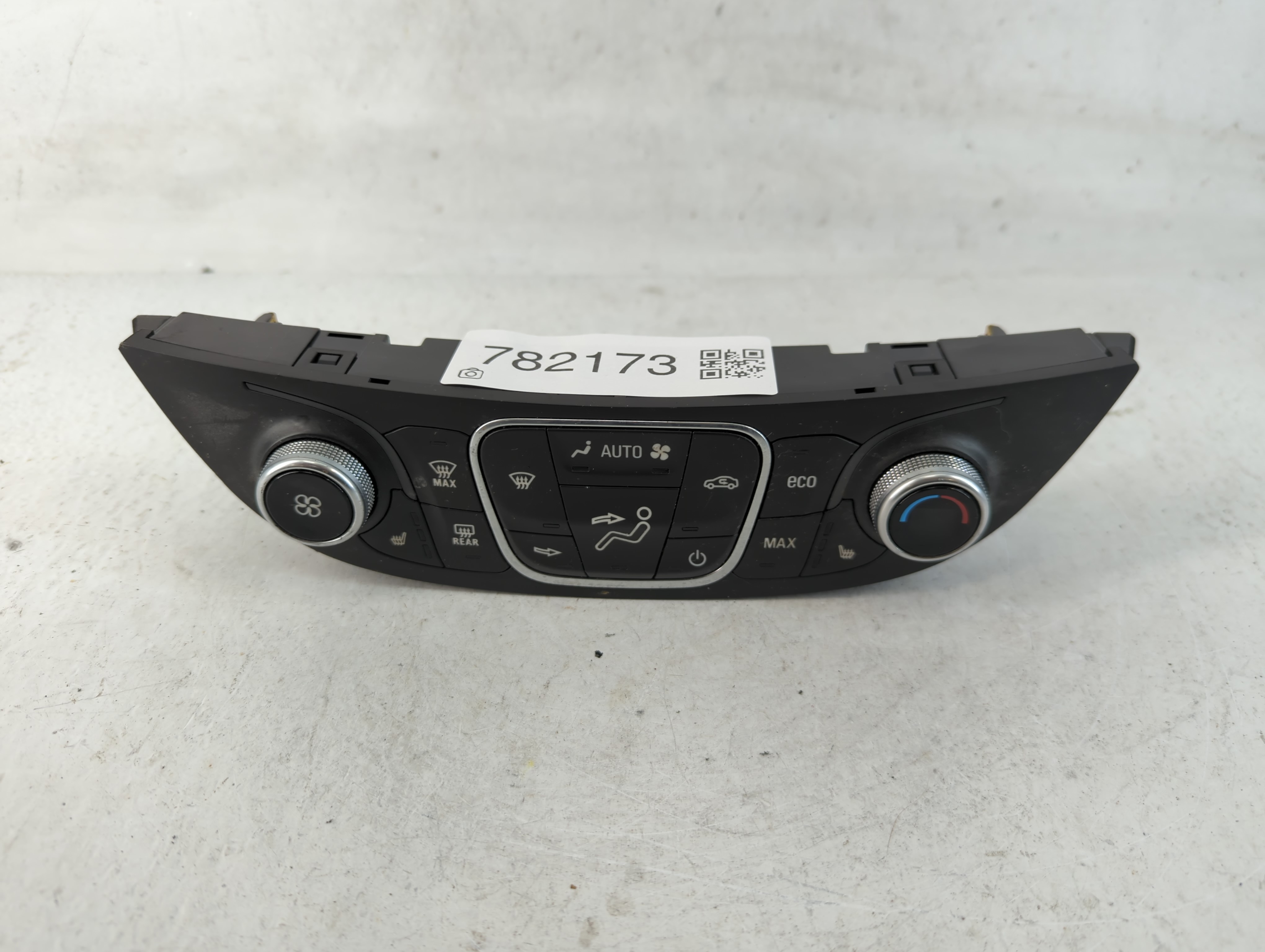 2018-2018 Chevrolet Volt Ac Heater Climate Control 84413272 782173 - Oemusedautoparts1.com