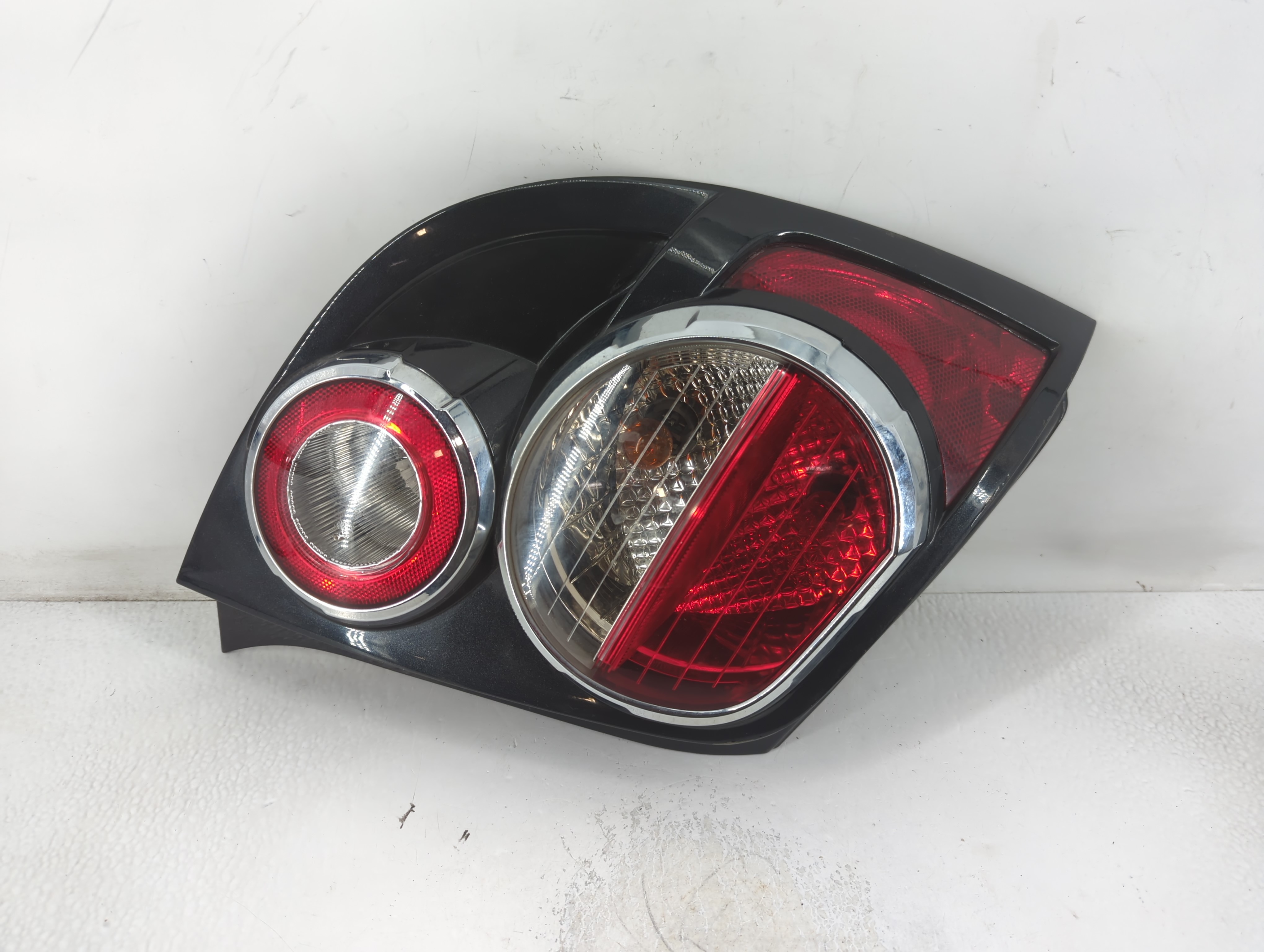 2012-2016 Chevrolet Sonic Driver Left Side Tail Light Taillight Oem 782193 - Oemusedautoparts1.com