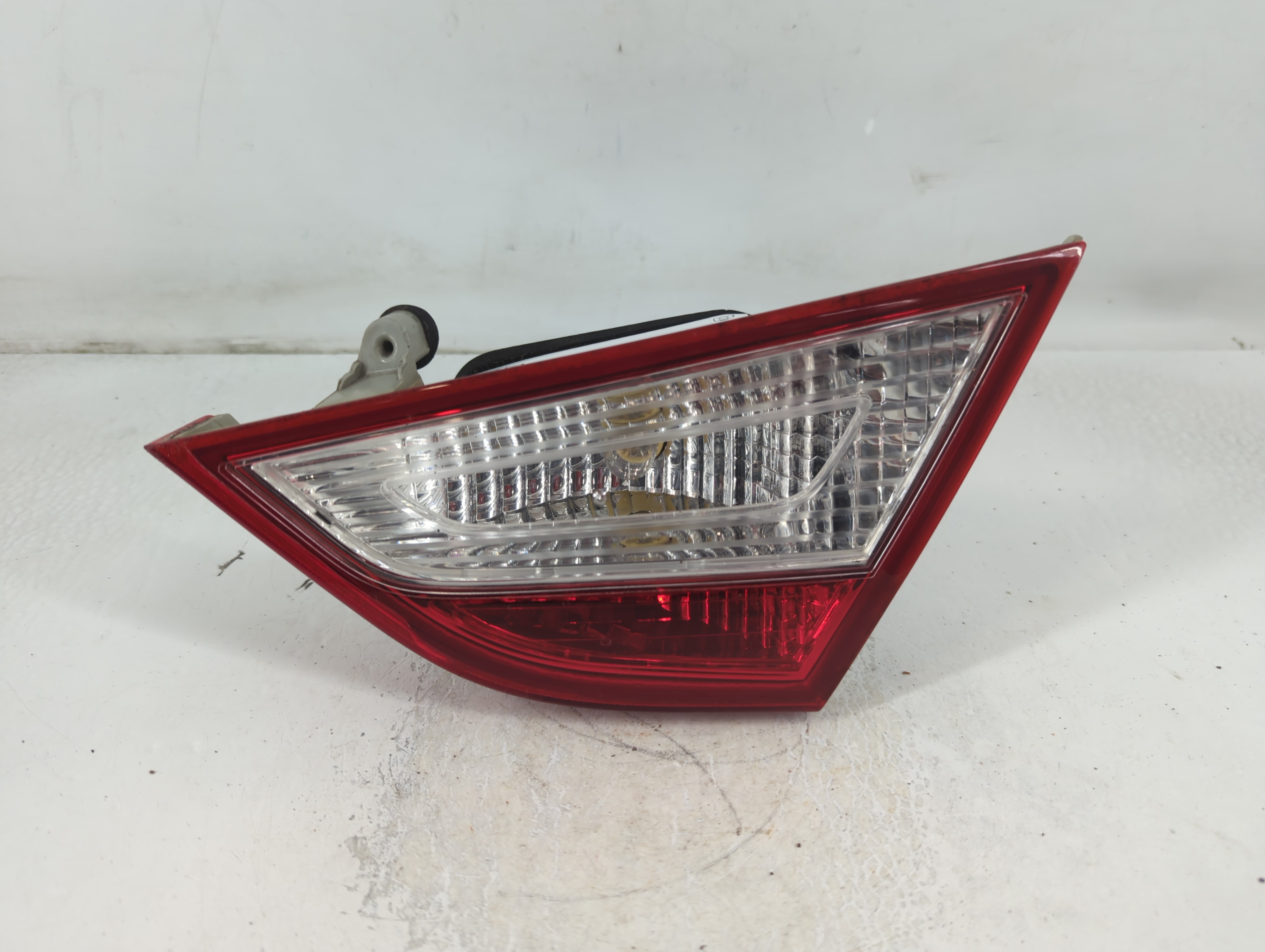 Picture of 2011-2014 Hyundai Sonata Passenger Right Side Tail Light Taillight Oem 782200