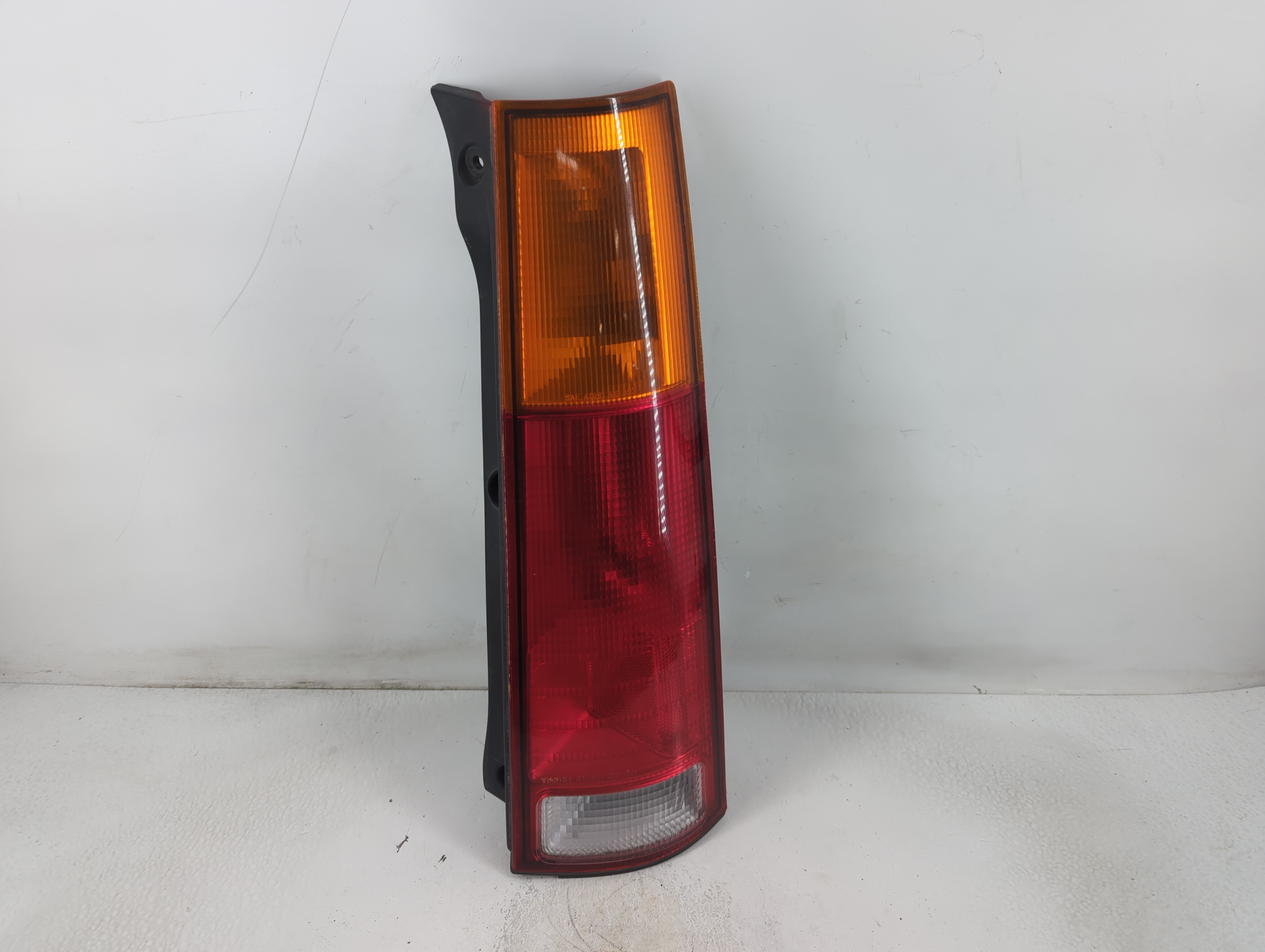 1997-2001 Honda Cr-v Passenger Right Side Tail Light Taillight Oem 782206 - Oemusedautoparts1.com