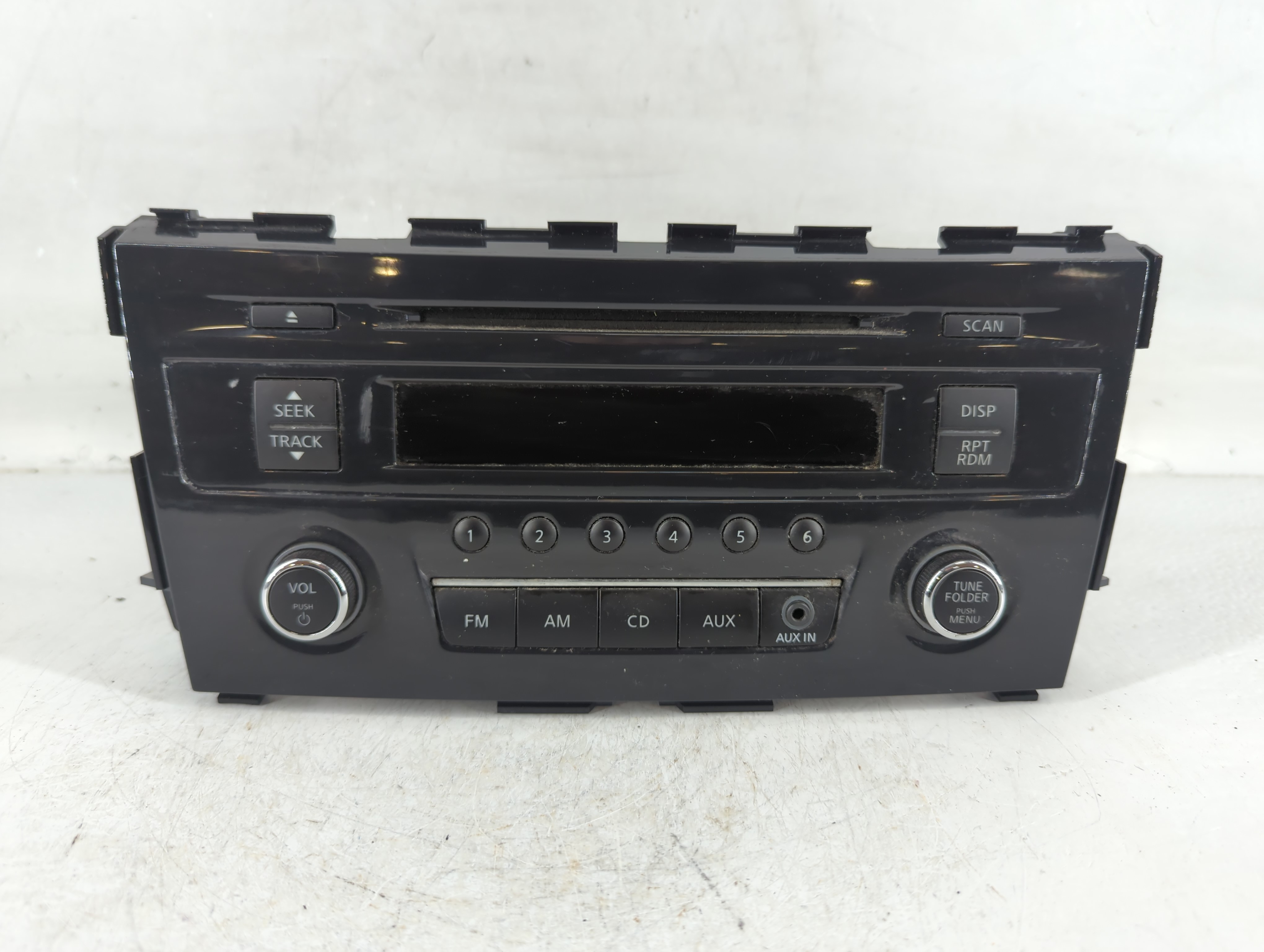 2013-2015 Nissan Altima Am Fm Cd Player Radio Receiver 782221 - Oemusedautoparts1.com