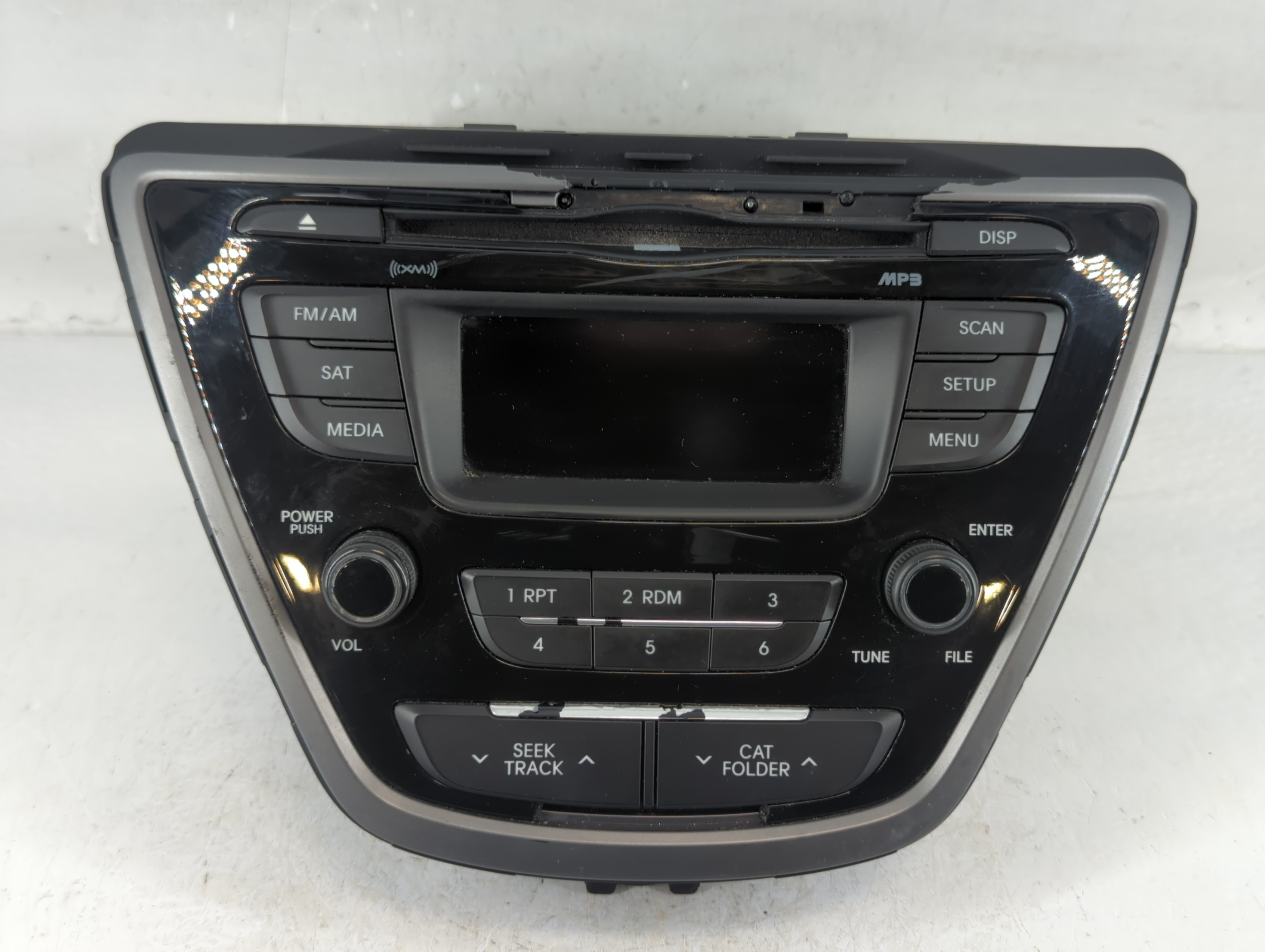 2014-2016 Hyundai Elantra Am Fm Cd Player Radio Receiver 782235 - Oemusedautoparts1.com