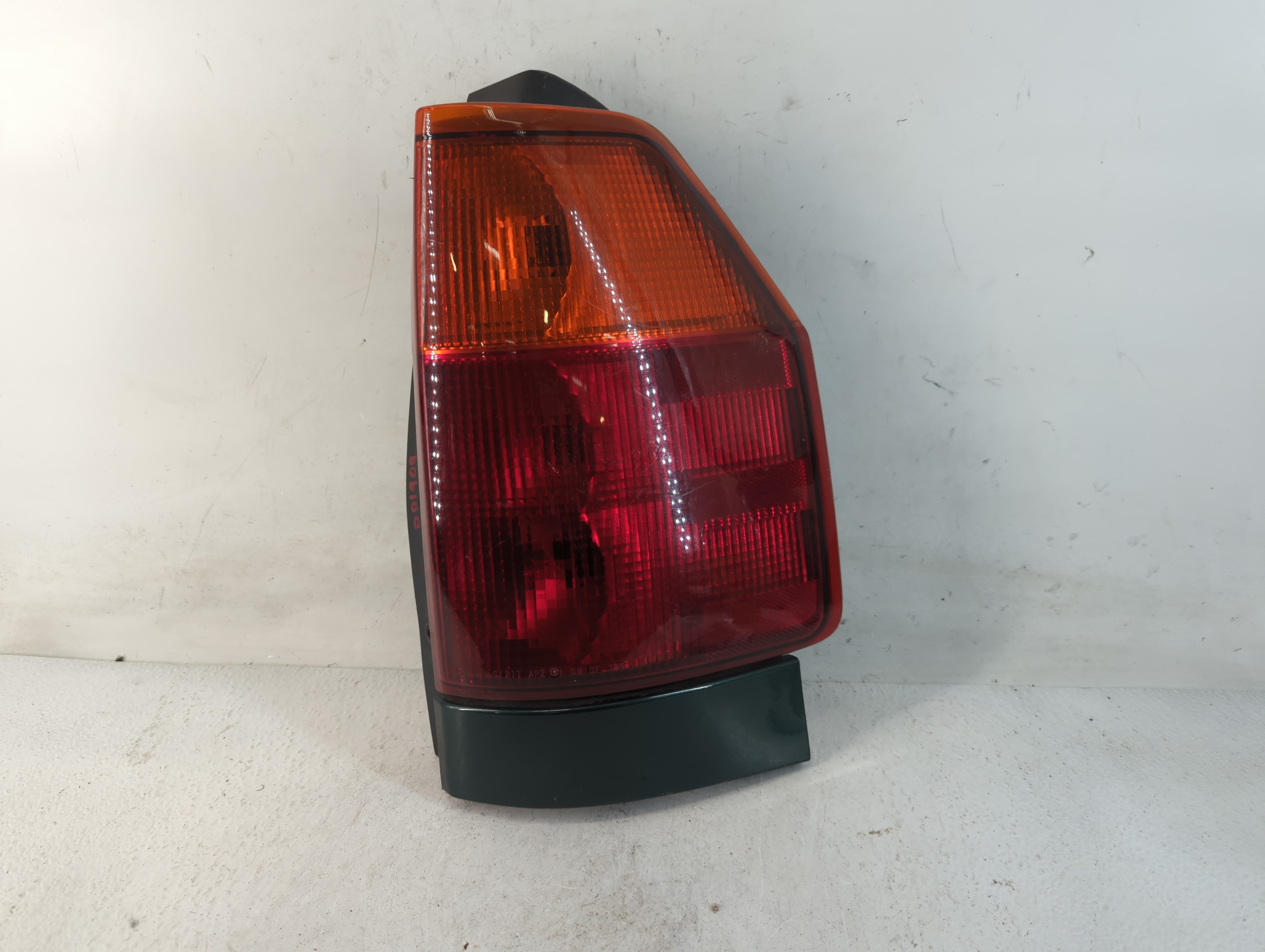 Picture of 2002-2009 Gmc Envoy Passenger Right Side Tail Light Taillight Oem 782270
