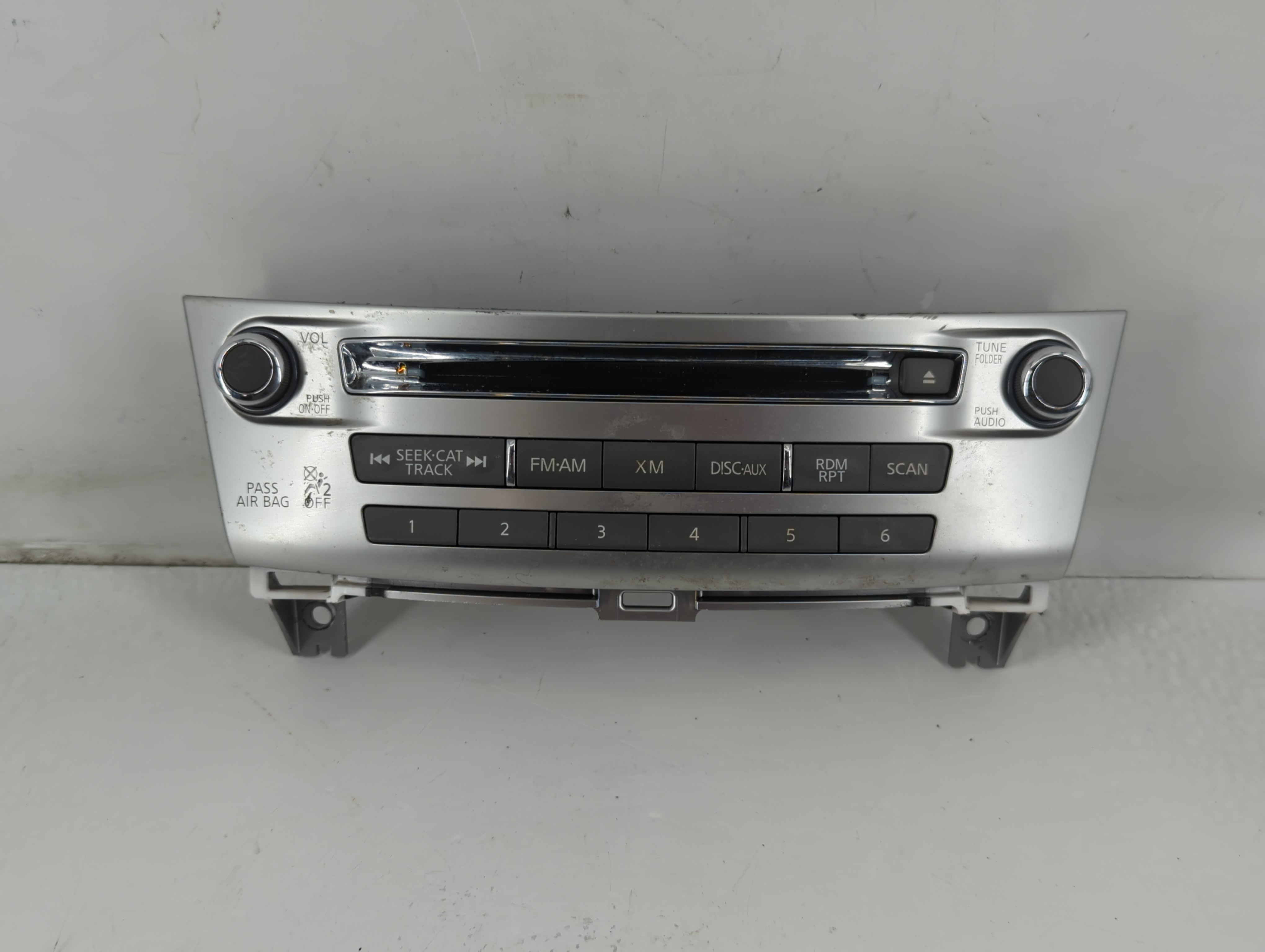 2014-2014 Infiniti Qx60 Am Fm Cd Player Radio Receiver 782278 - Oemusedautoparts1.com