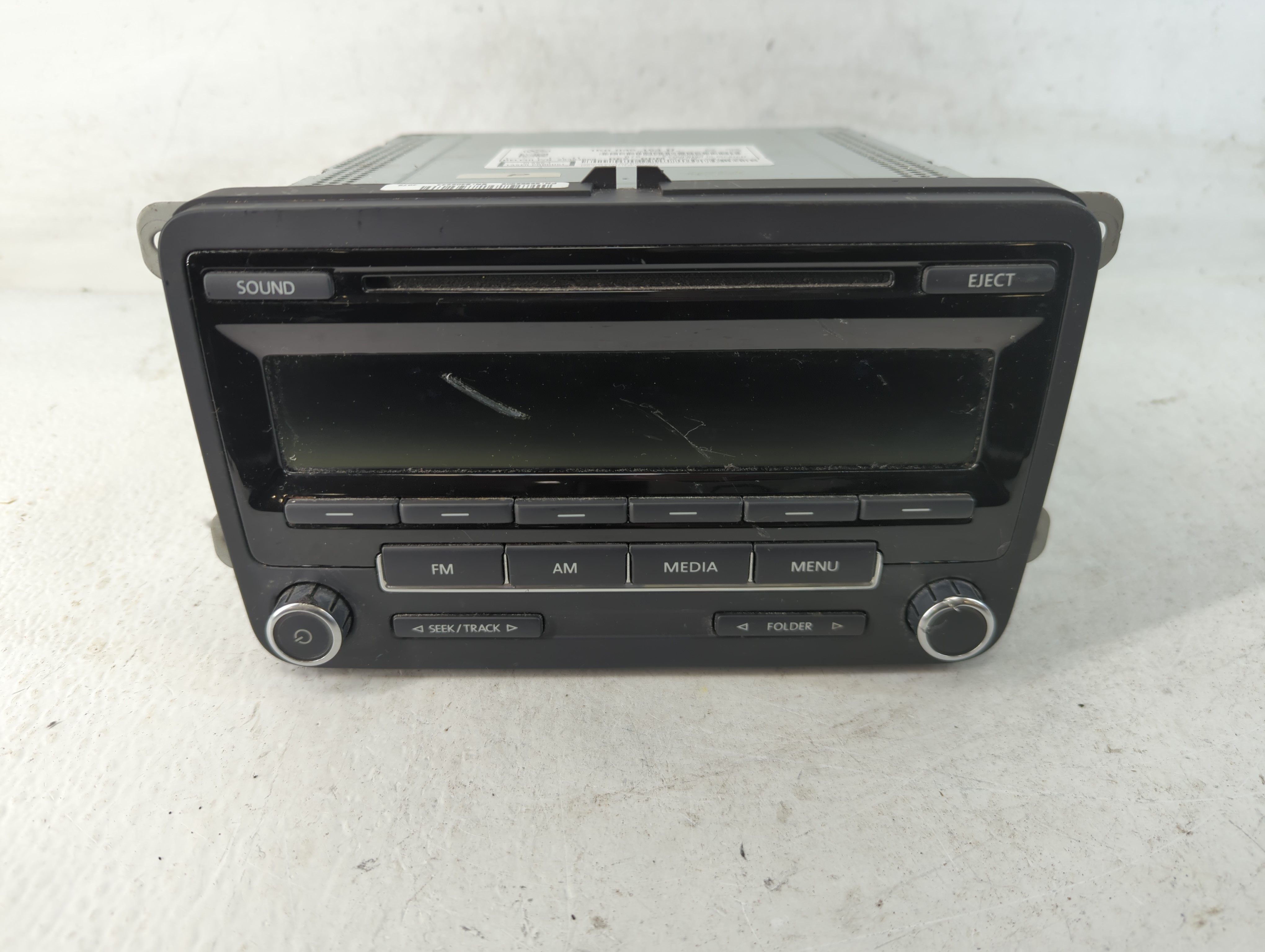 2013-2016 Volkswagen Beetle Am Fm Cd Player Radio Receiver 782300 - Oemusedautoparts1.com