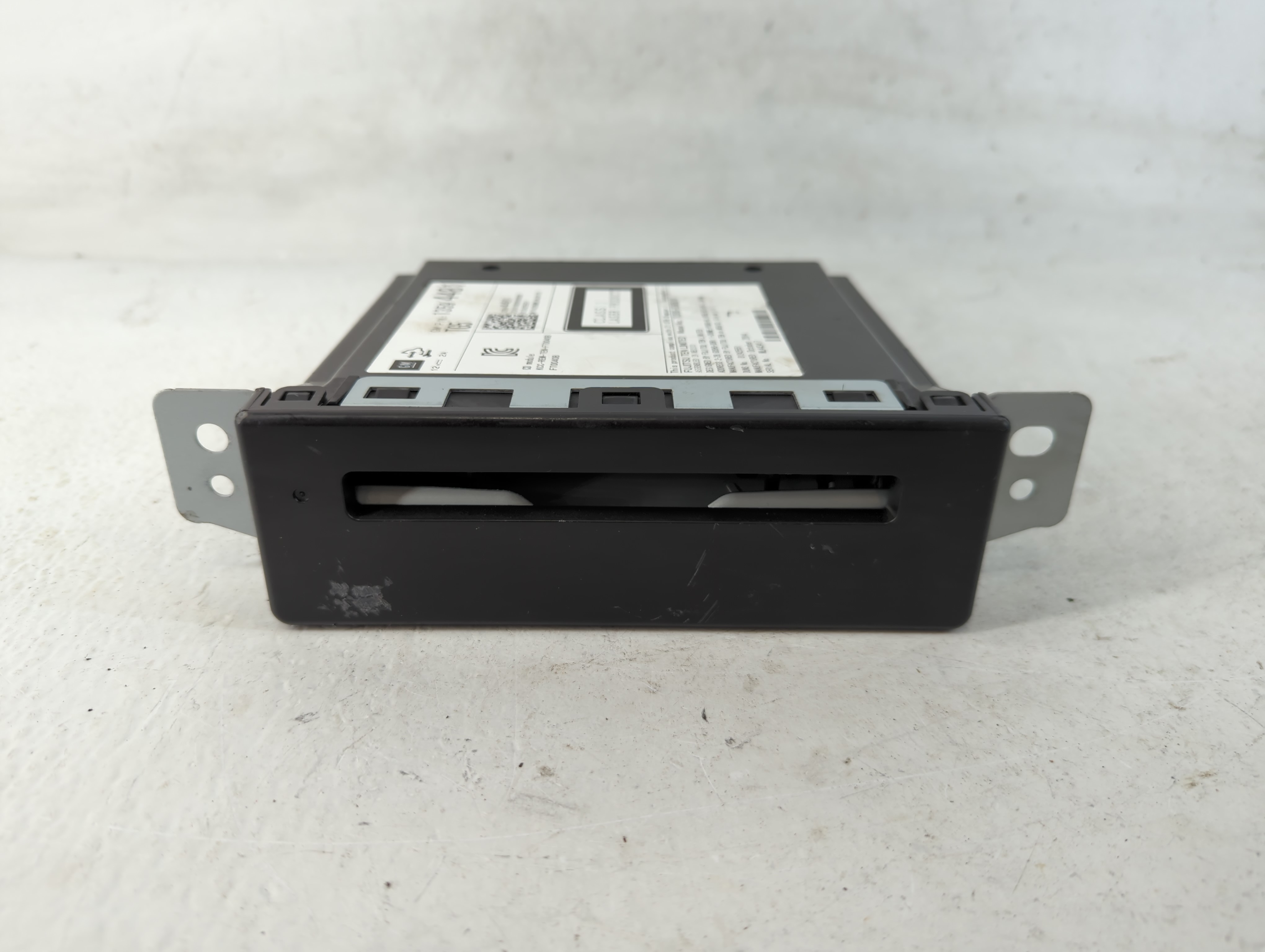 2015-2015 Cadillac Srx Am Fm Cd Player Radio Receiver 782302 - Oemusedautoparts1.com