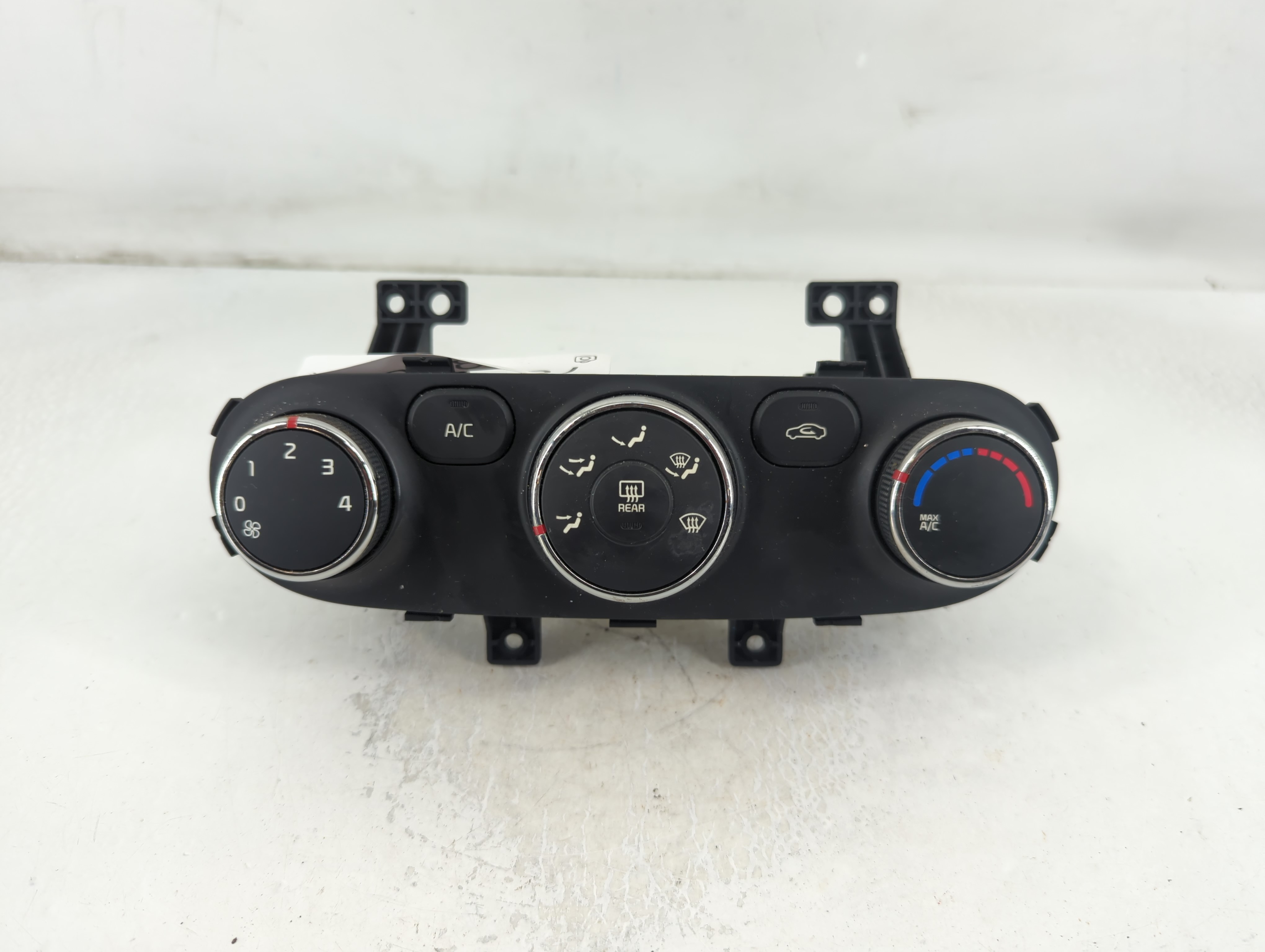 2014-2016 Kia Forte Ac Heater Climate Control 97250-a7050wk 782390 - Oemusedautoparts1.com