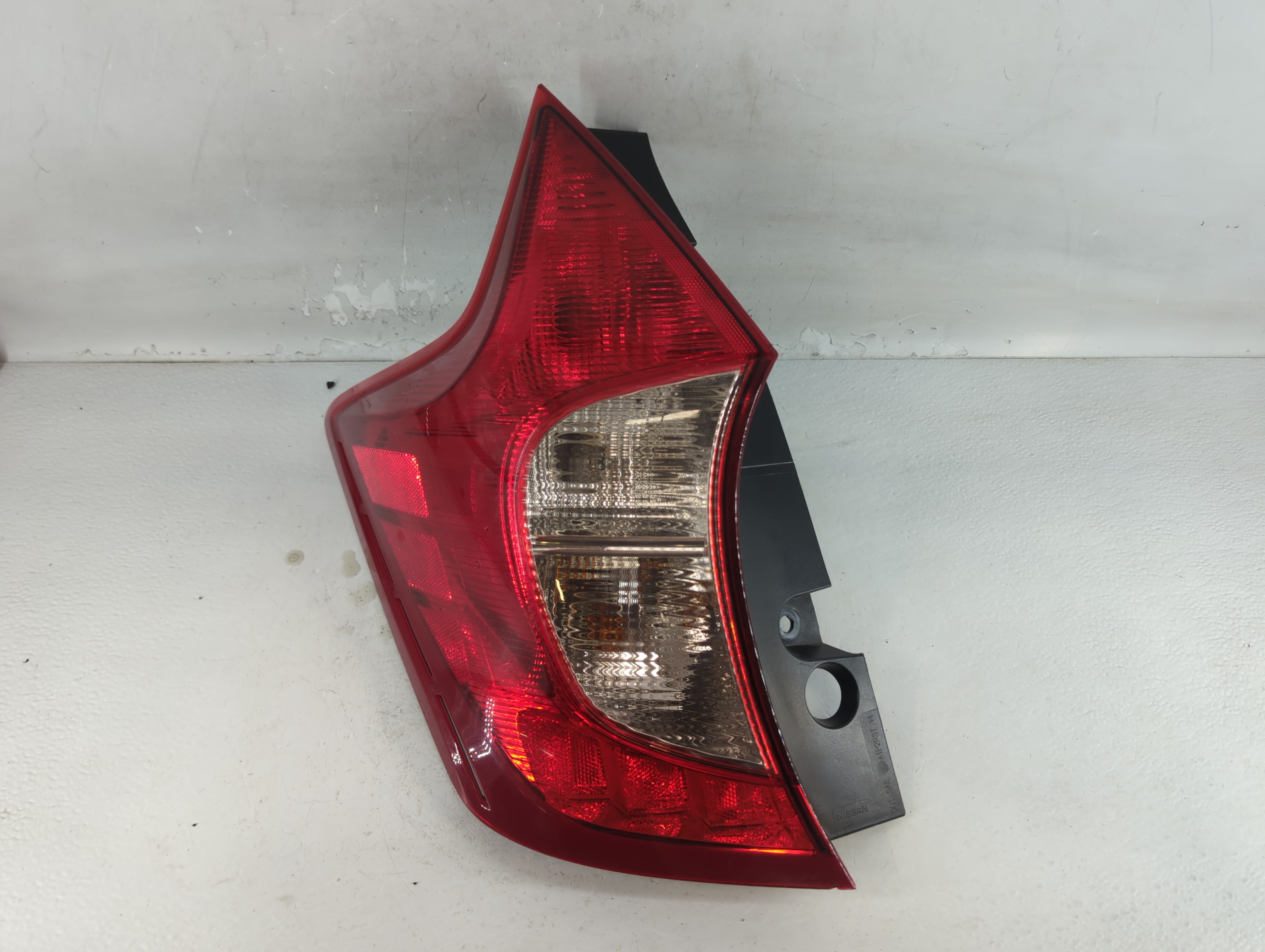 Picture of Nissan Versa Passenger Right Side Tail Light Taillight Oem 782414