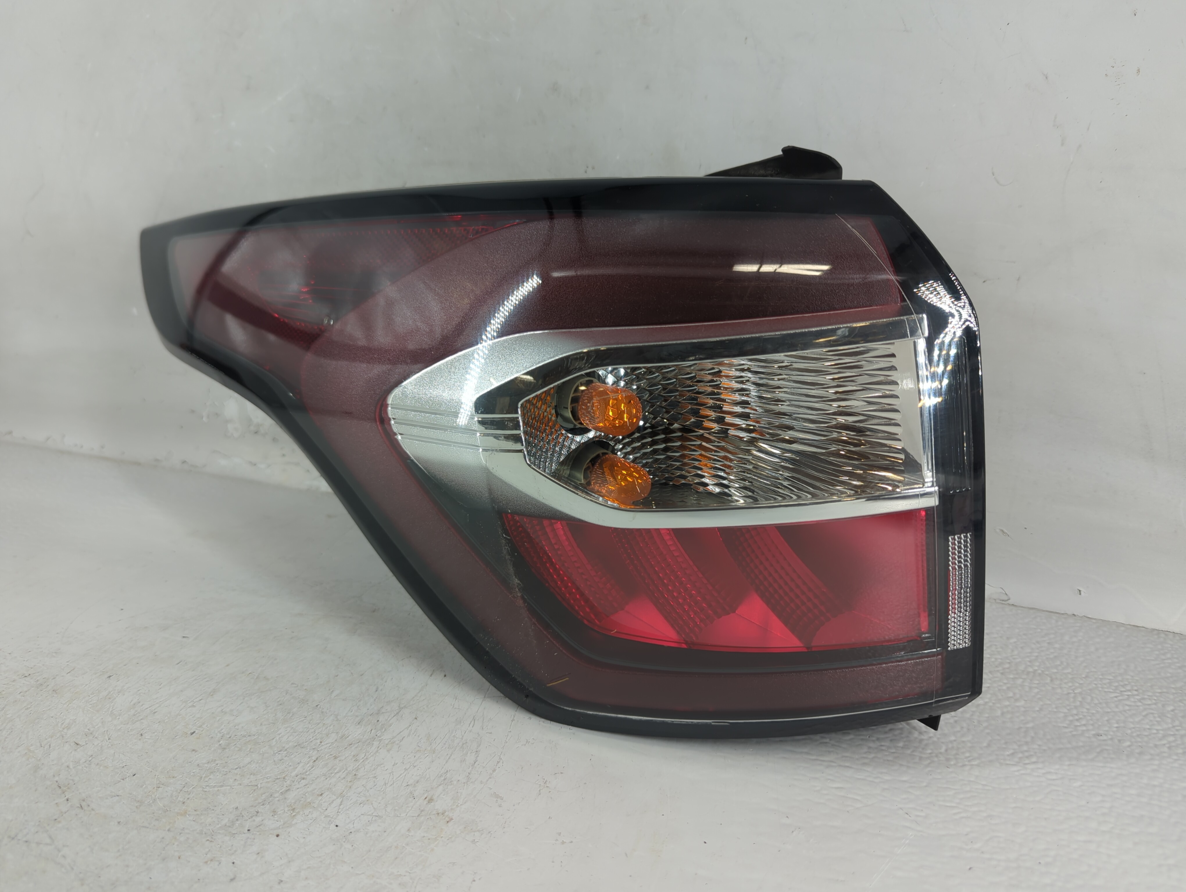 2017-2018 Ford Escape Driver Left Side Tail Light Taillight Oem 782417 - Oemusedautoparts1.com