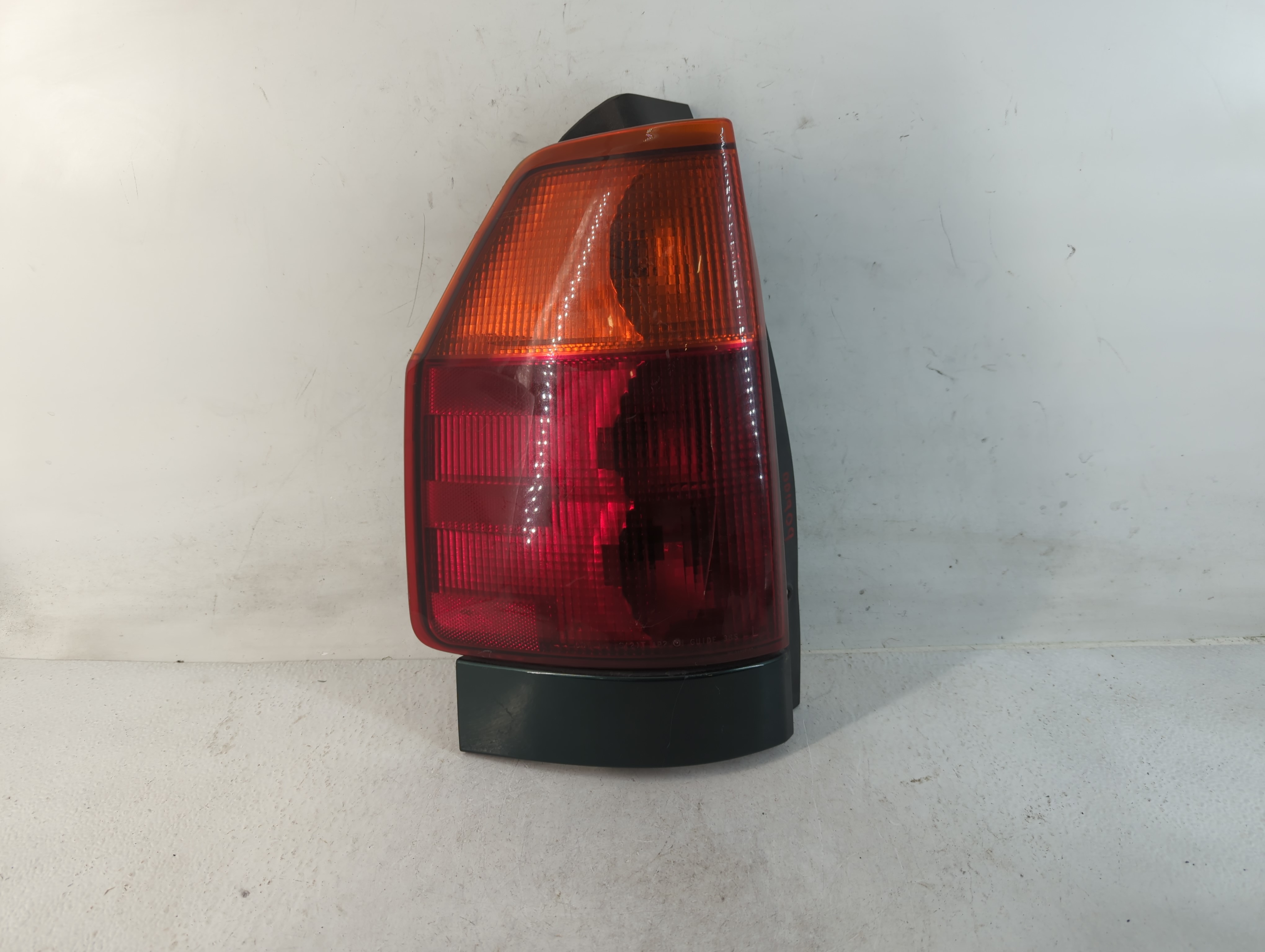 Picture of 2002-2009 Gmc Envoy Passenger Right Side Tail Light Taillight Oem 782428