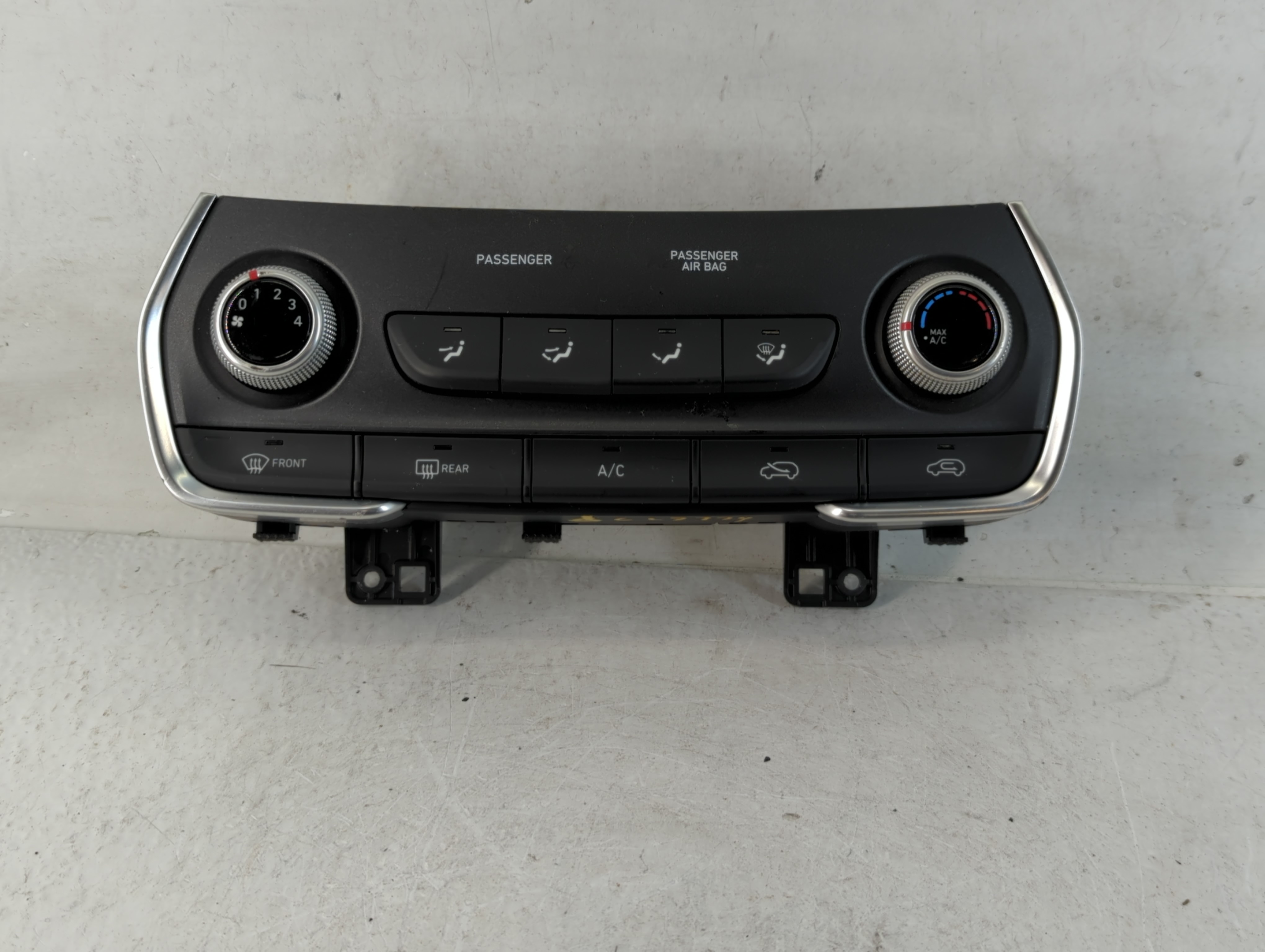 2017-2018 Hyundai Santa Fe Ac Heater Climate Control 97250-s2aa0 782504 - Oemusedautoparts1.com