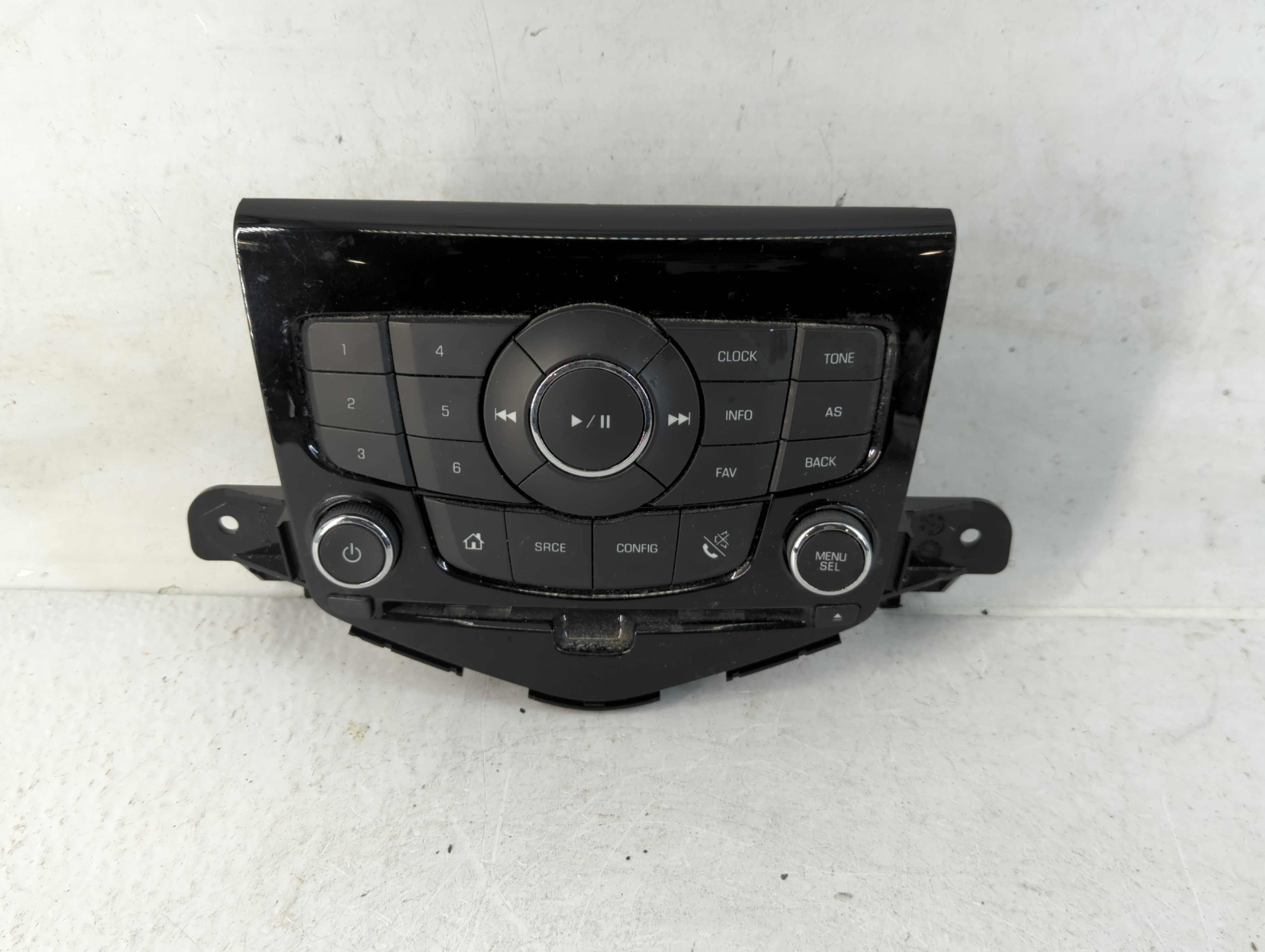 2013-2016 Chevrolet Cruze Radio Control Panel 782558 - Oemusedautoparts1.com