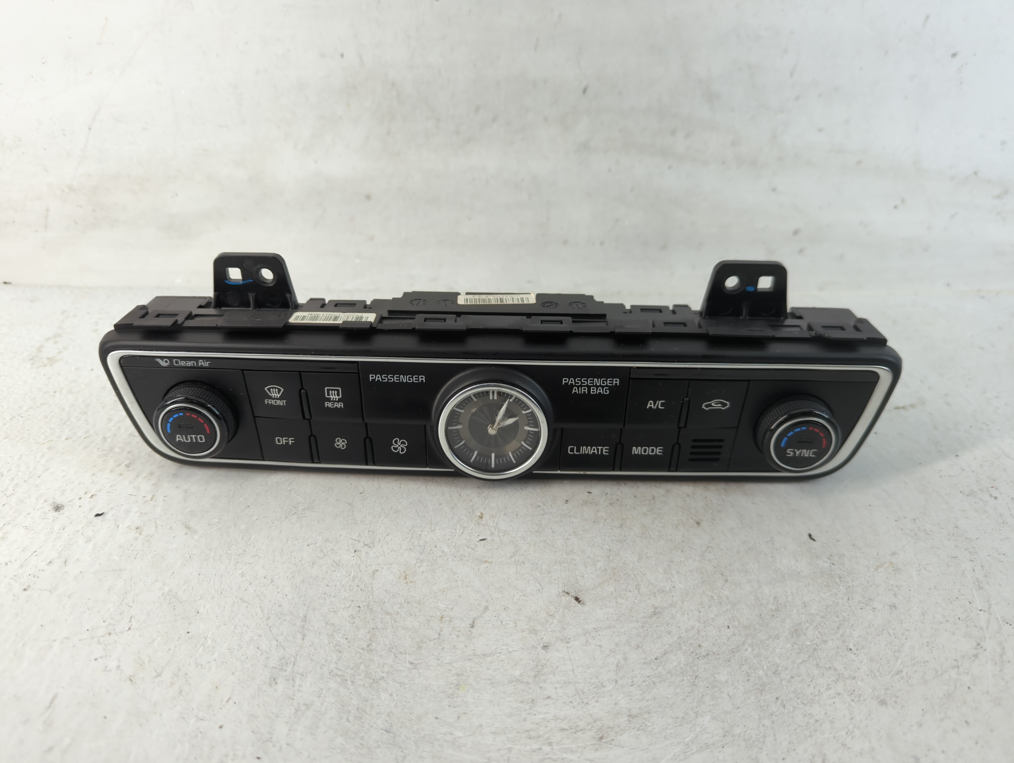 2017-2018 Kia Cadenza Ac Heater Climate Control 97250-f6600 782560 - Oemusedautoparts1.com