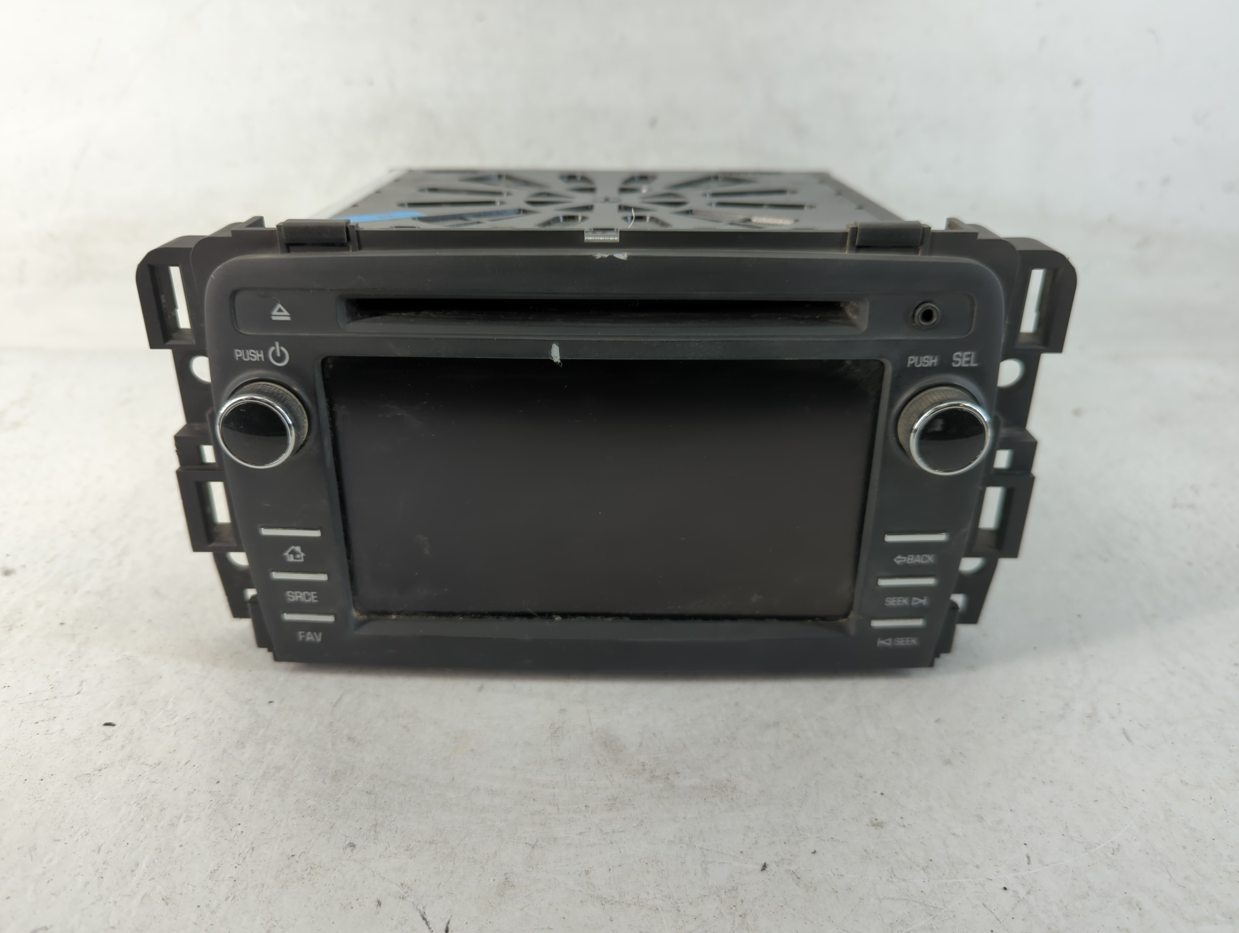 2016-2016 Chevrolet Traverse Am Fm Cd Player Radio Receiver 782691 - Oemusedautoparts1.com