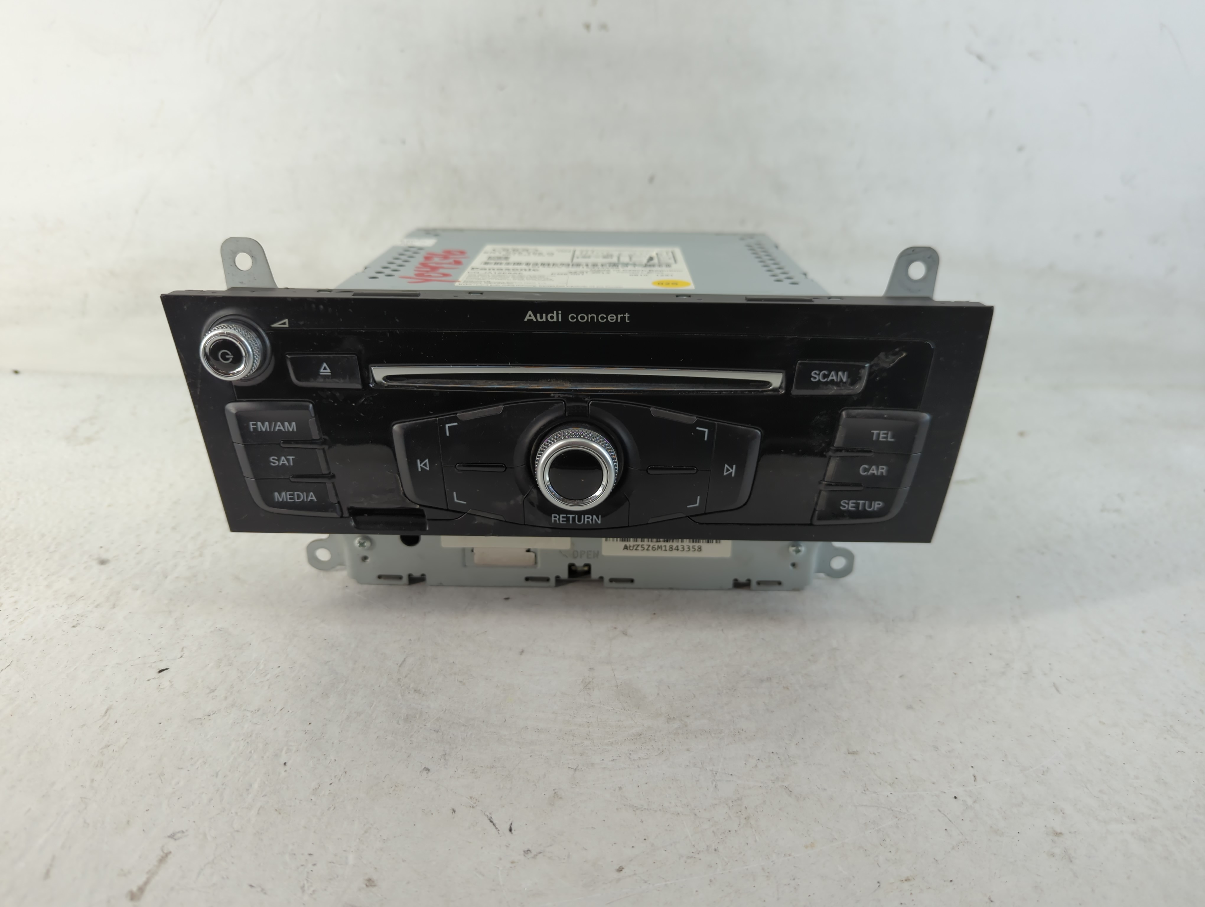 2013-2016 Audi A4 Am Fm Cd Player Radio Receiver 782693 - Oemusedautoparts1.com